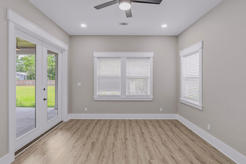 Bay Grove - Residential
