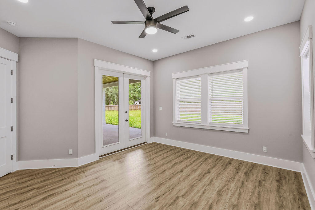 Bay Grove - Residential