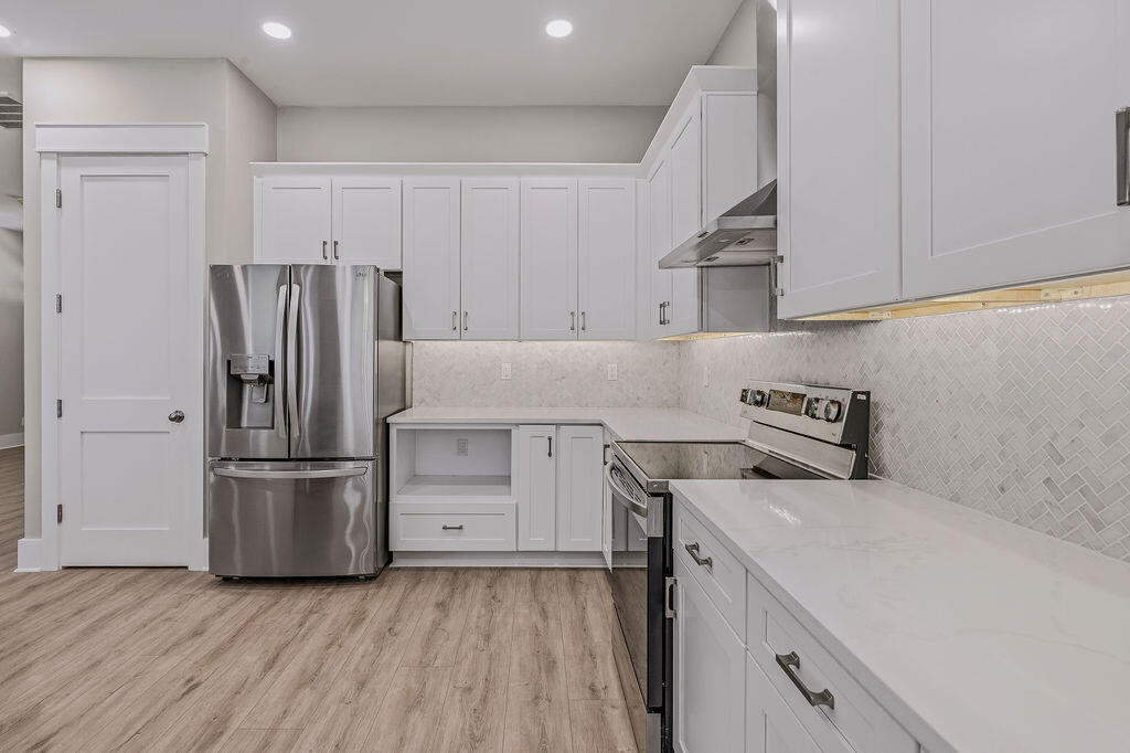Bay Grove - Residential