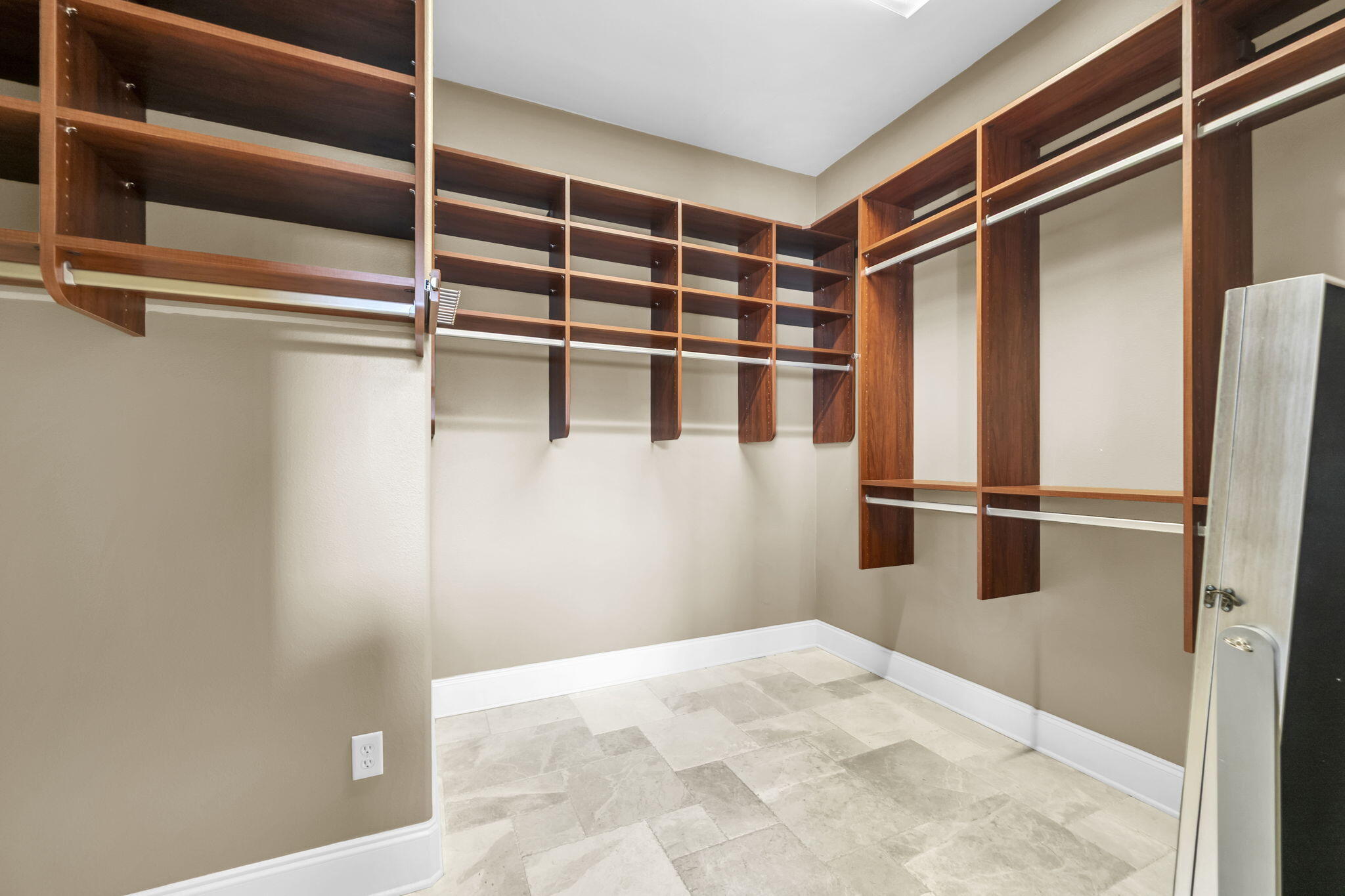 CASA MARINA S/D 1ST ADD - Residential