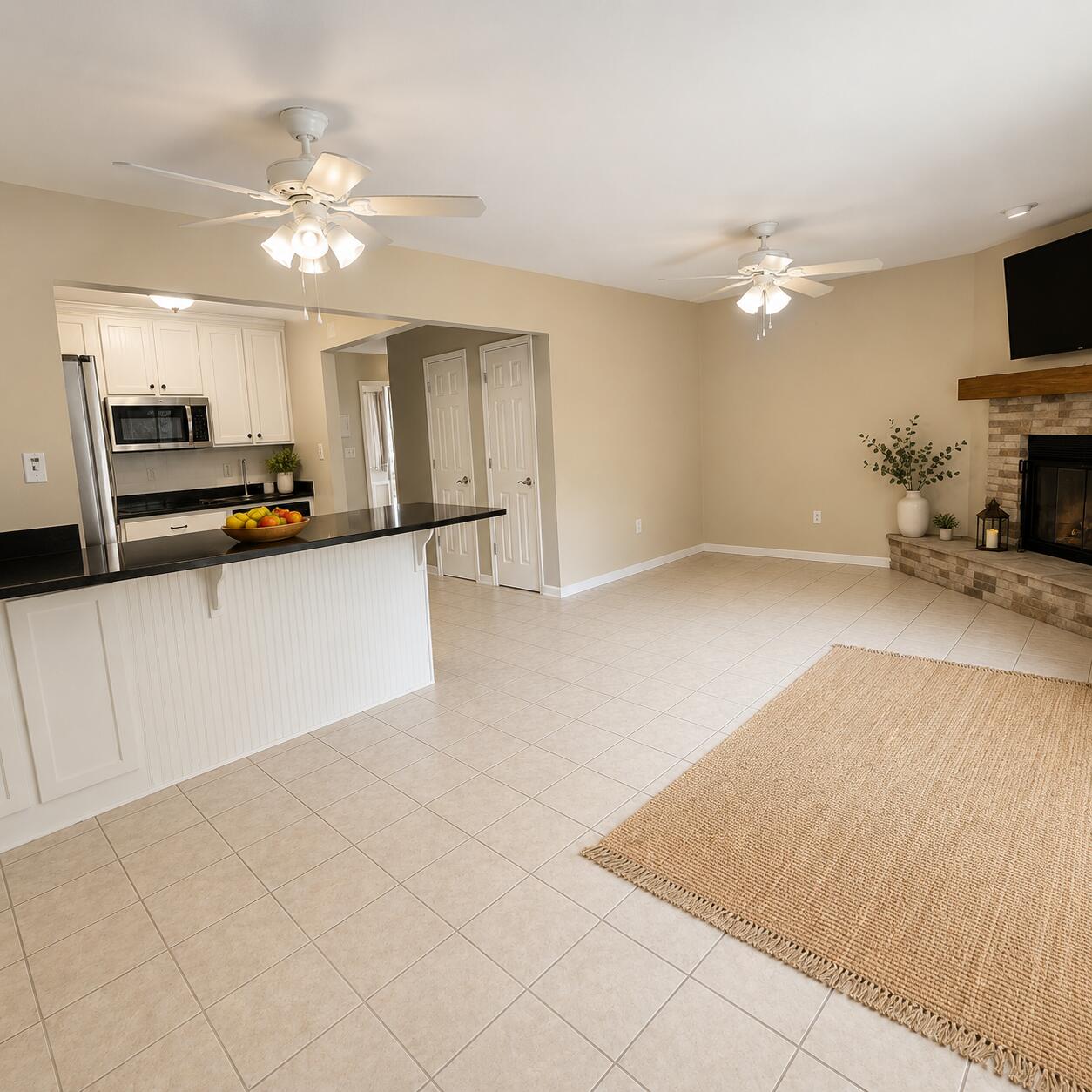 ROCKY BAYOU T/H - Residential Lease