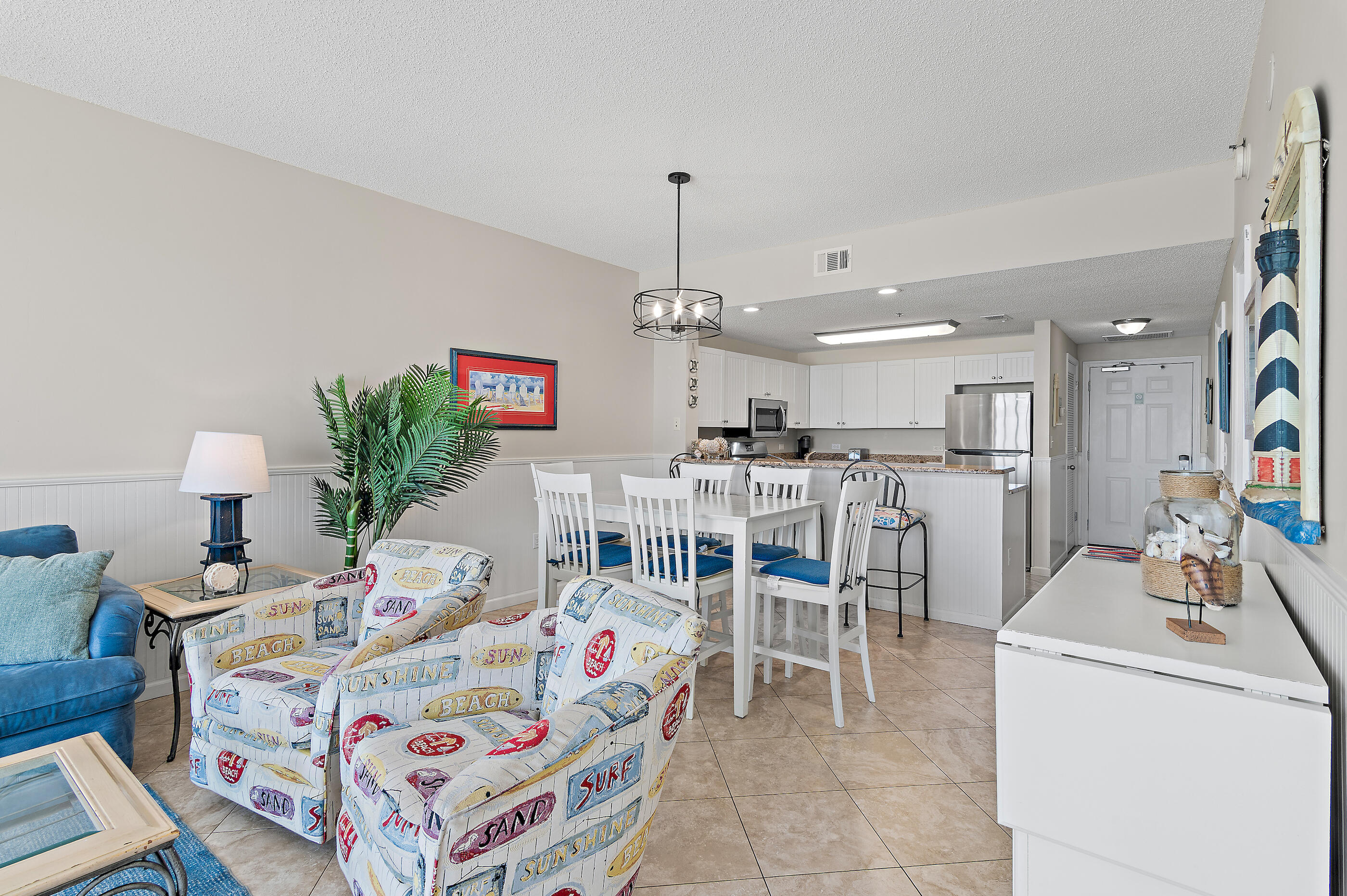 LEEWARD KEY - Residential