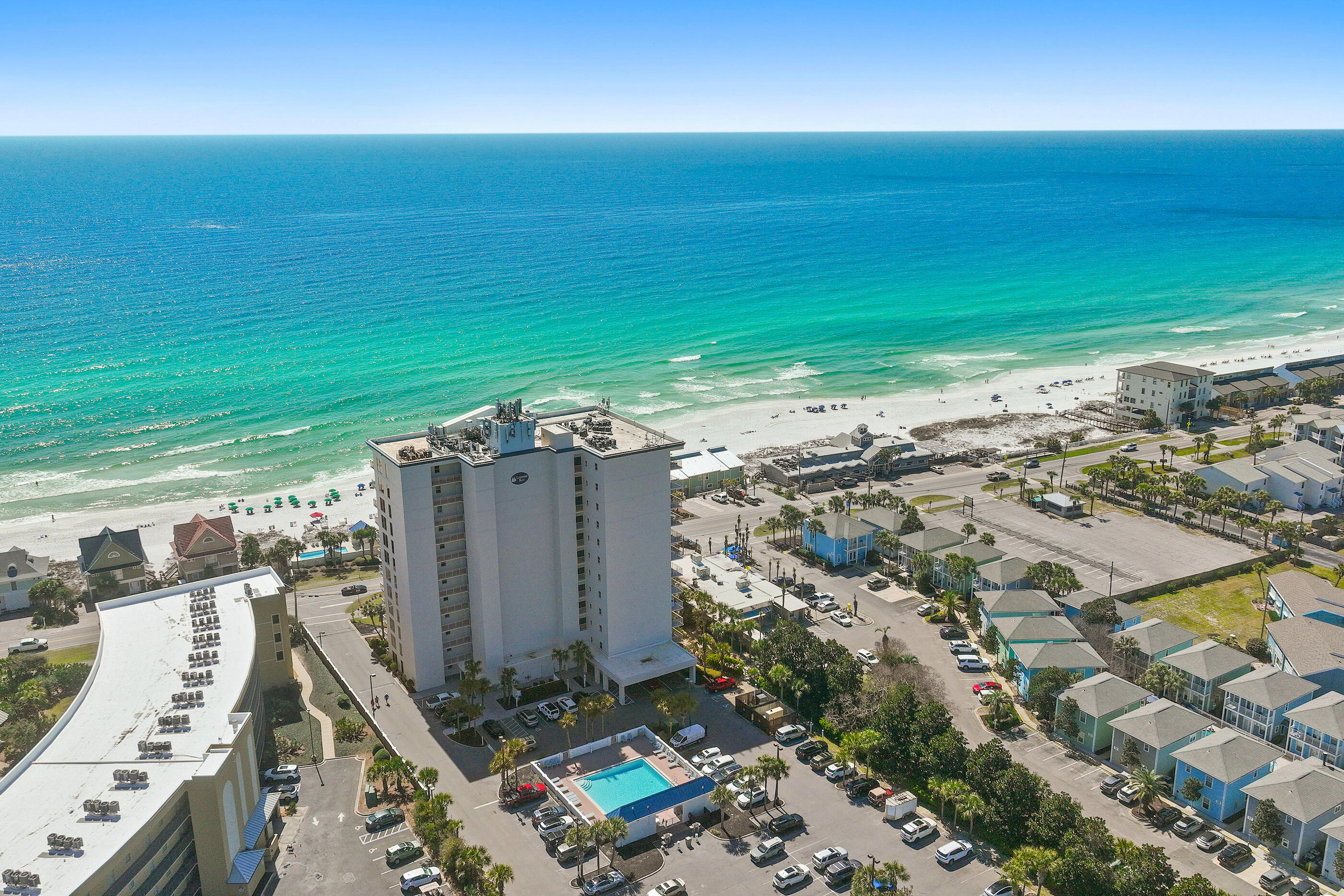LEEWARD KEY - Residential