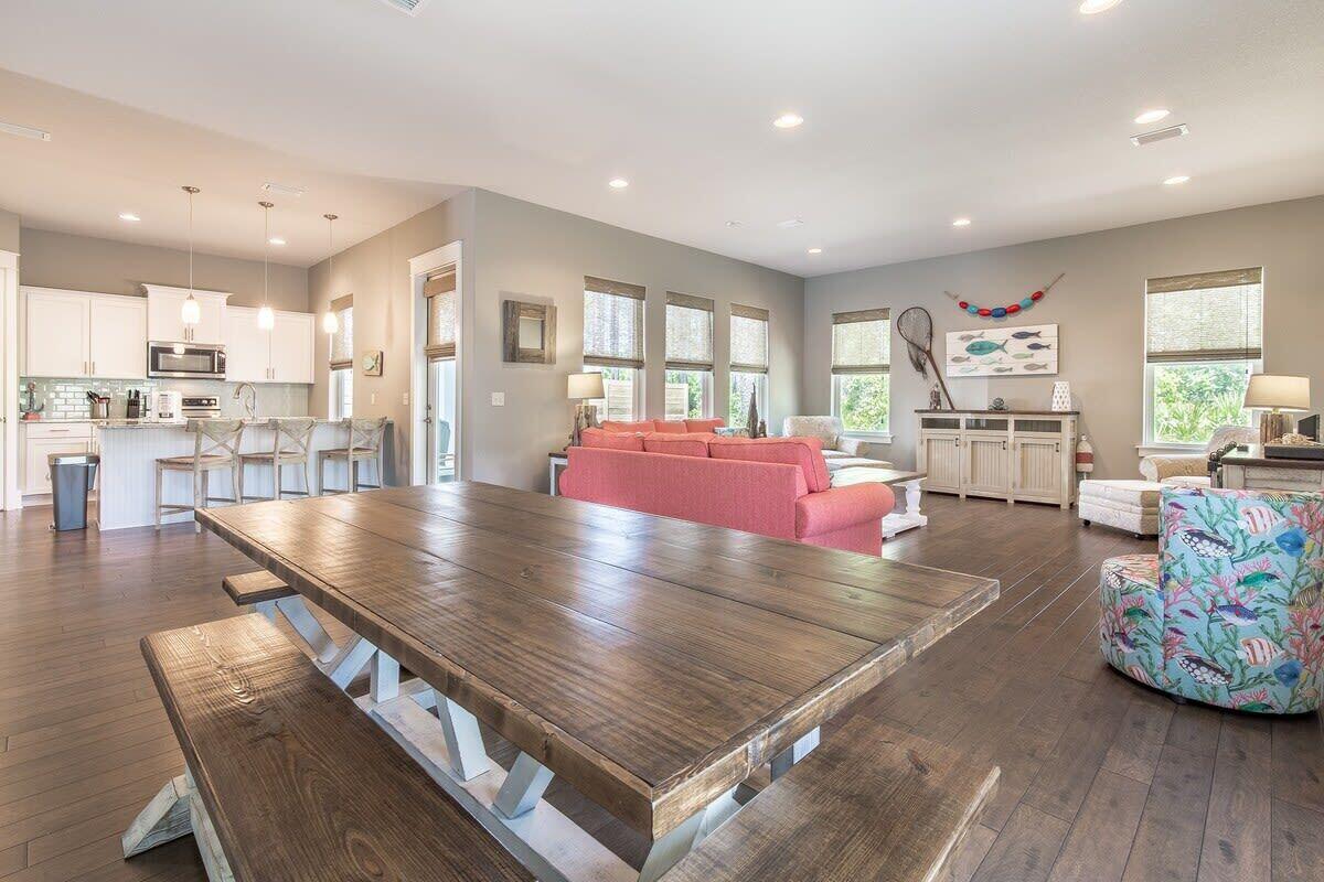 FRANGISTA BEACH 2ND ADDN - Residential