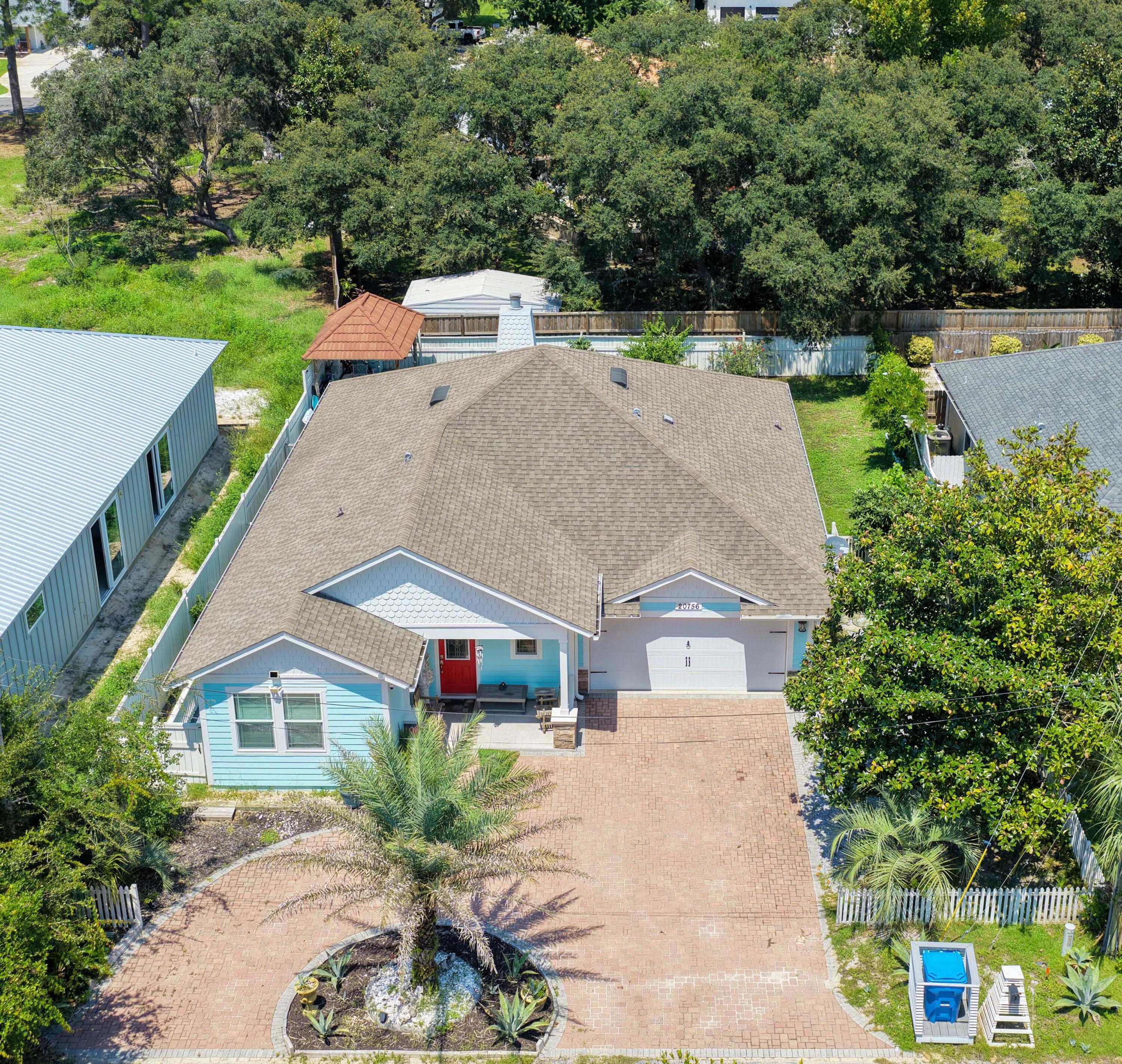 LAGUNA BEACH ESTATES 10TH ADDN - Residential