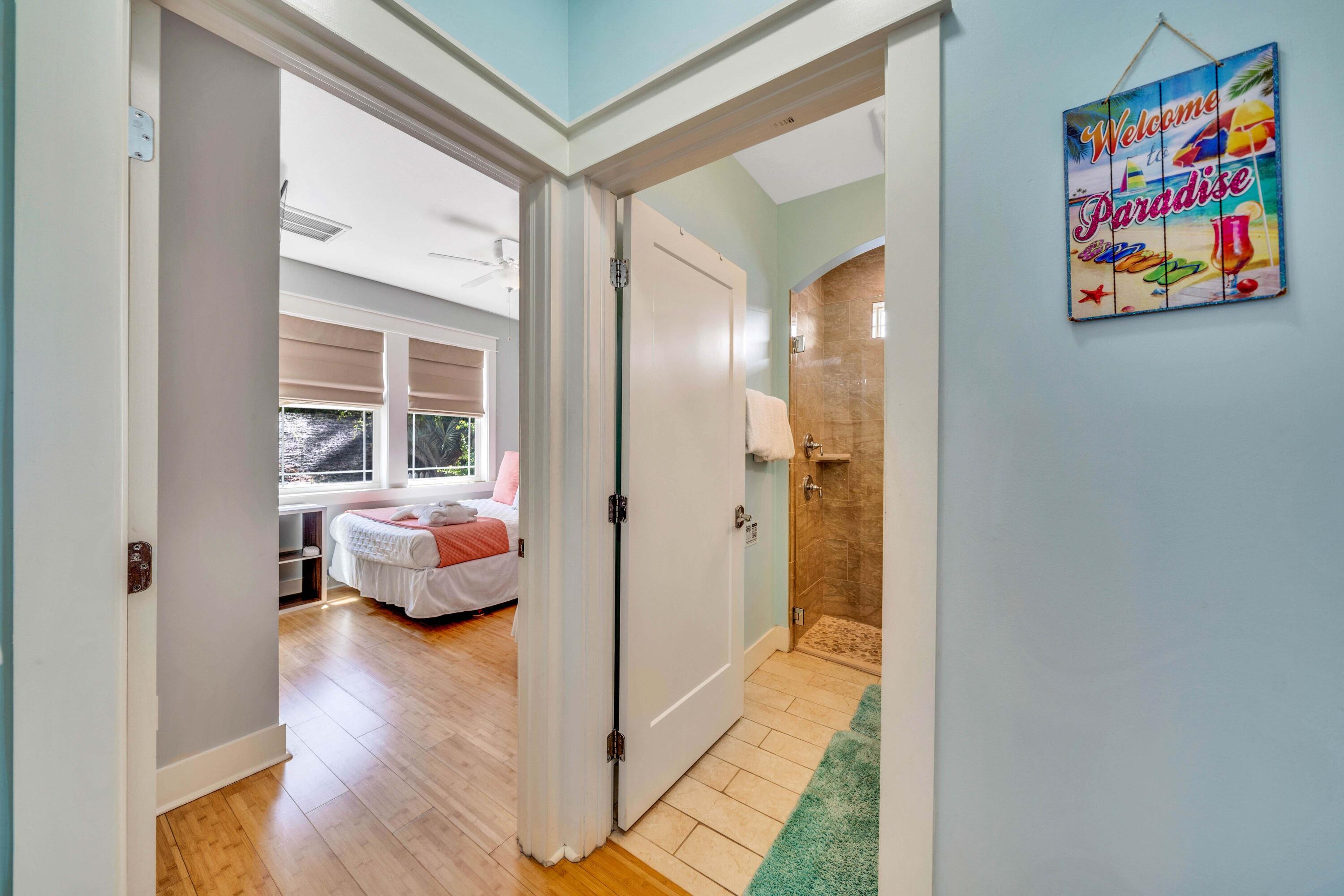 LAGUNA BEACH ESTATES 10TH ADDN - Residential