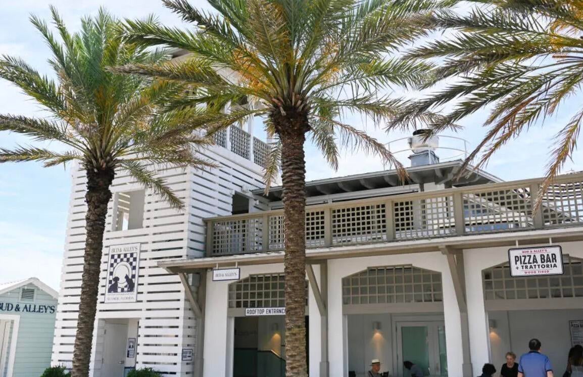 LAGUNA BEACH - Residential
