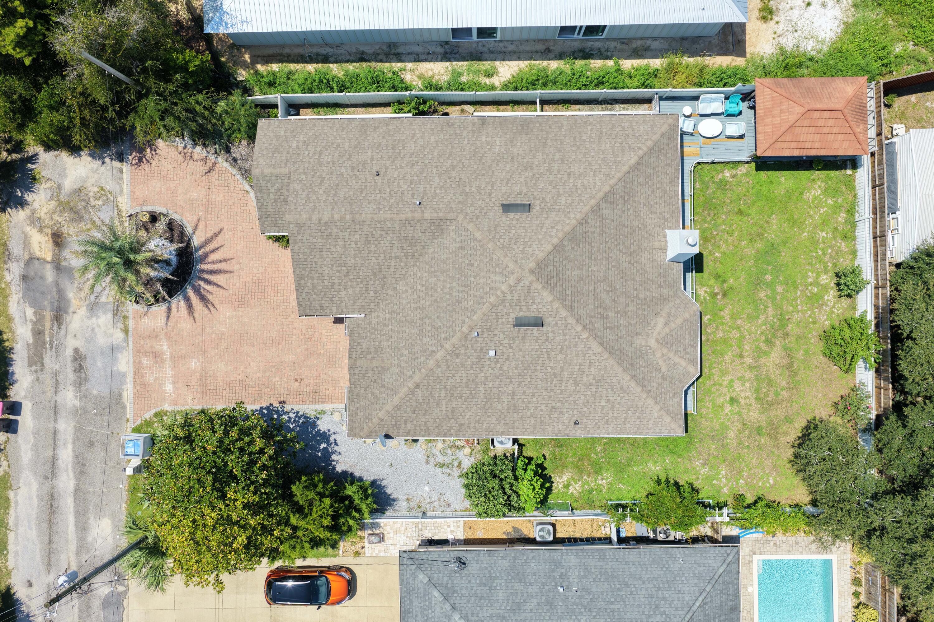 LAGUNA BEACH ESTATES 10TH ADDN - Residential