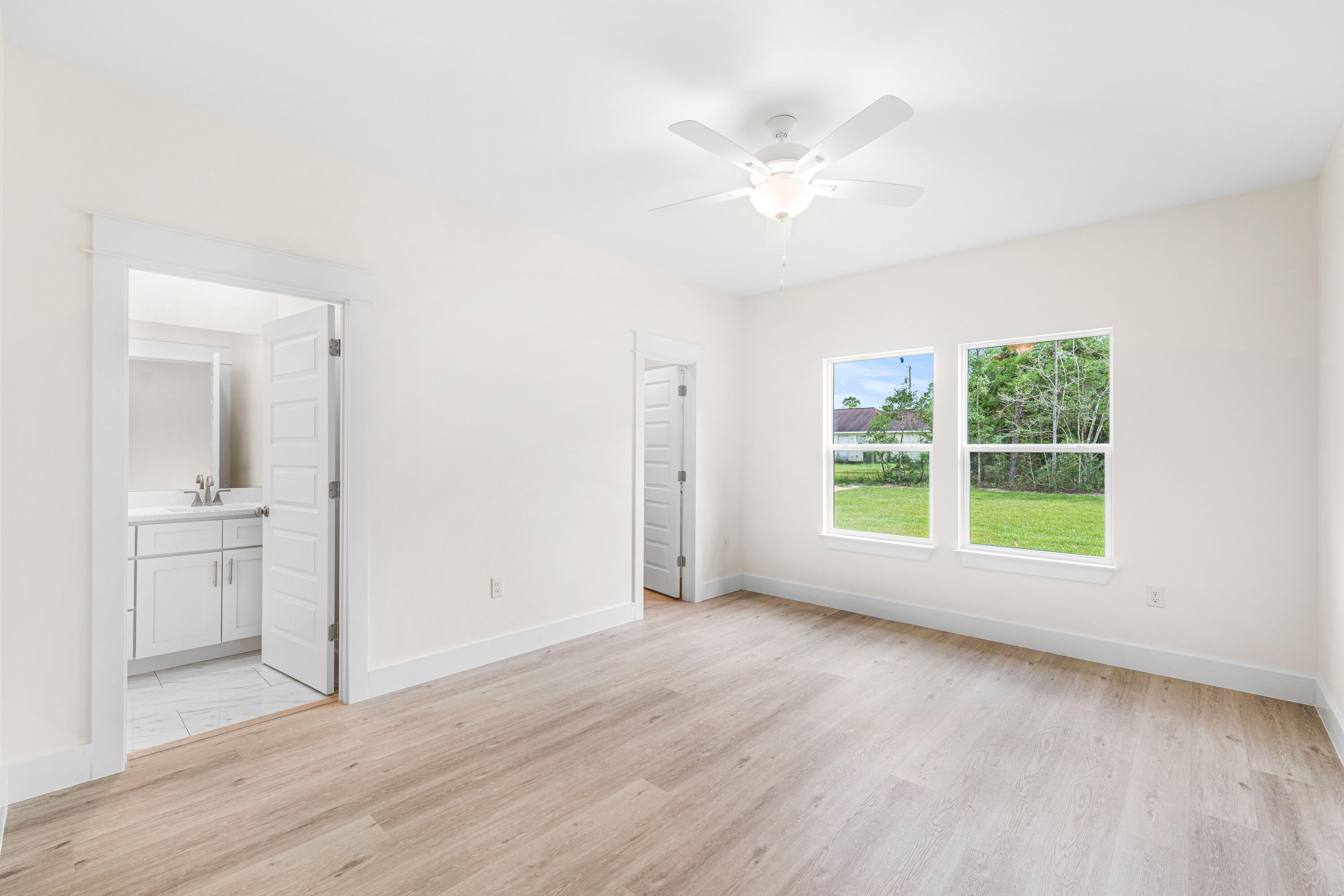 THE PINES - Residential