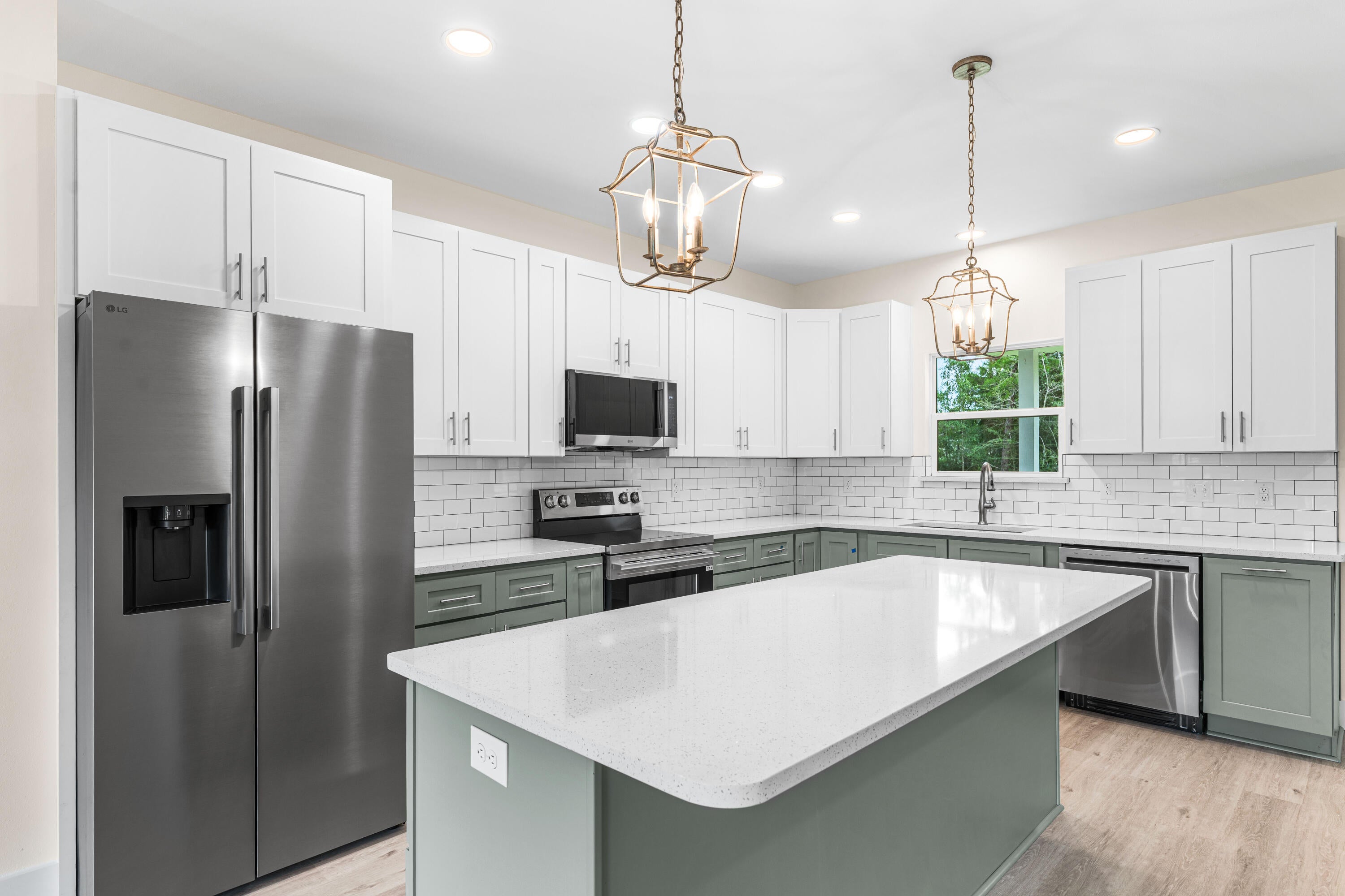THE PINES - Residential