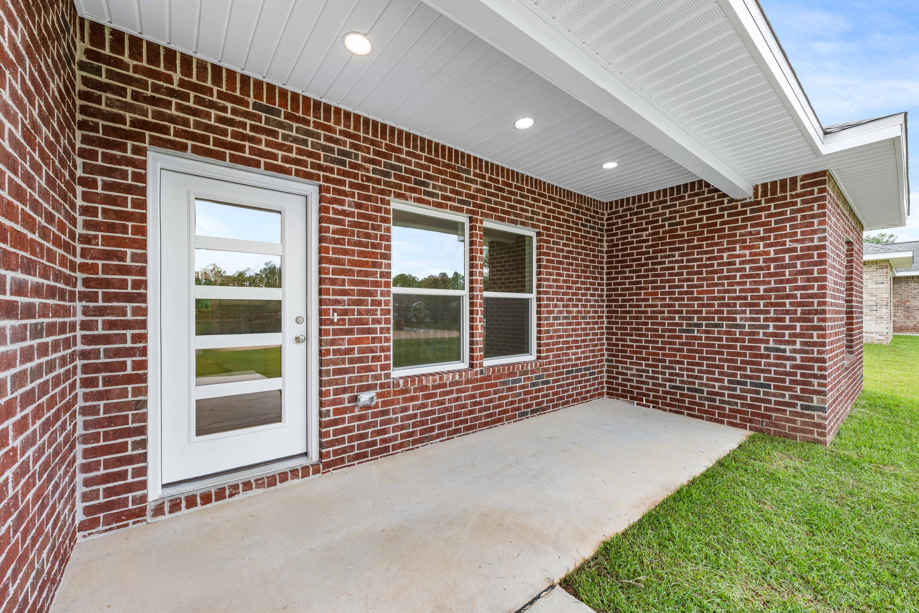 THE PINES - Residential