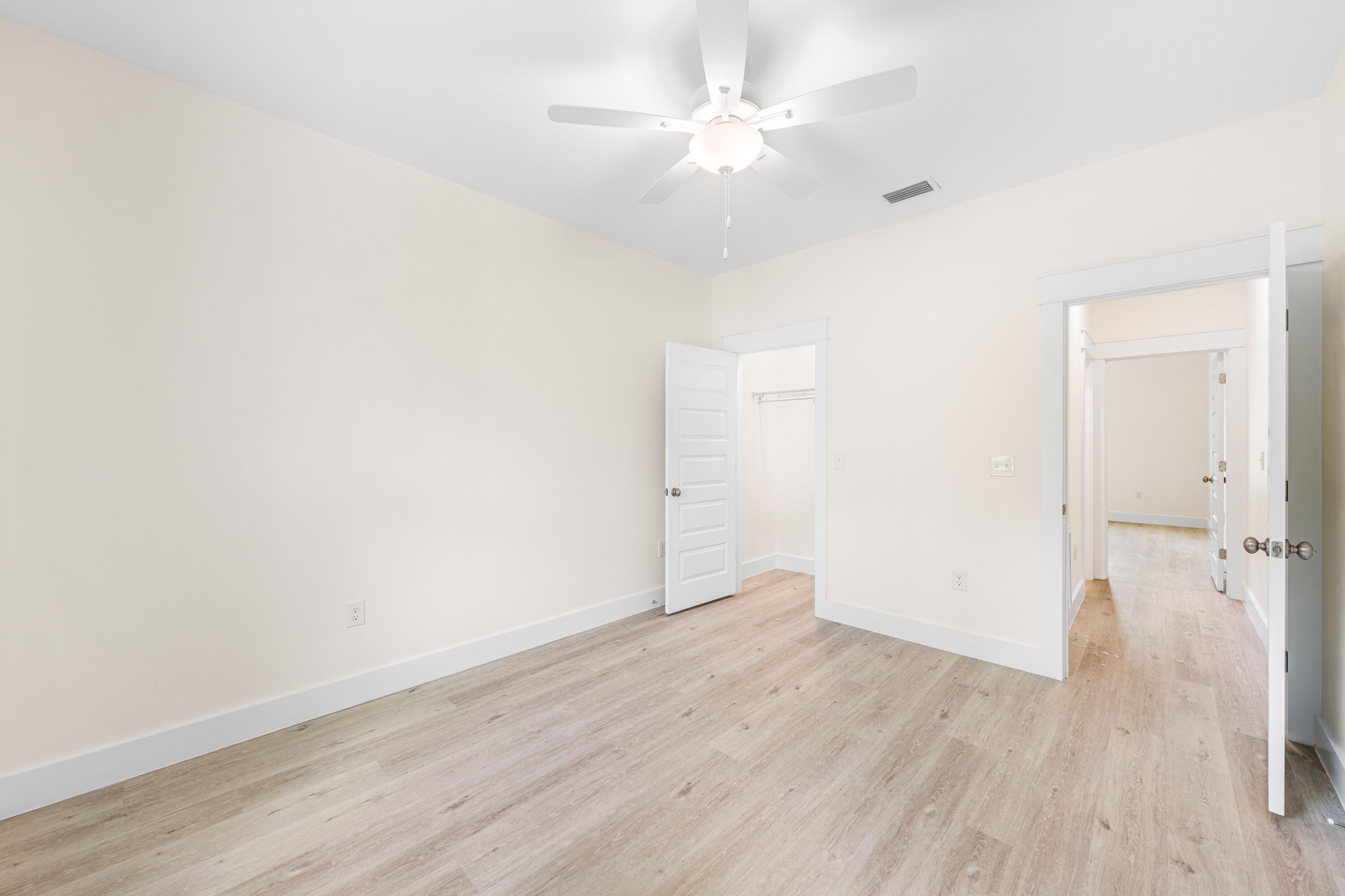 THE PINES - Residential