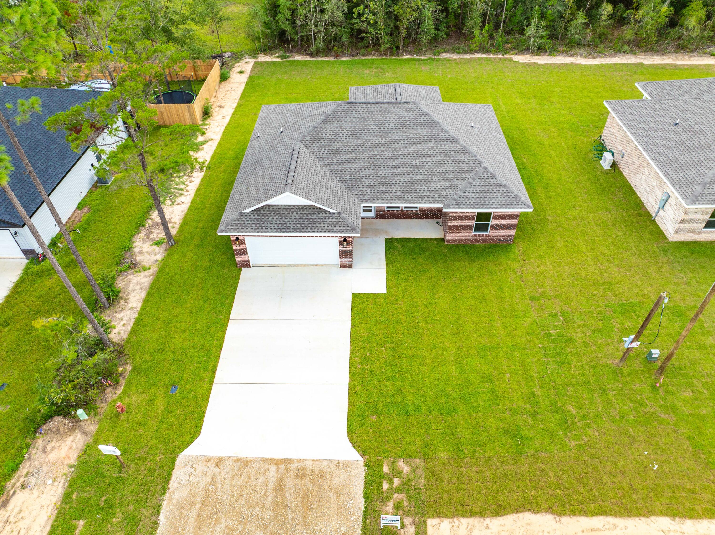THE PINES - Residential
