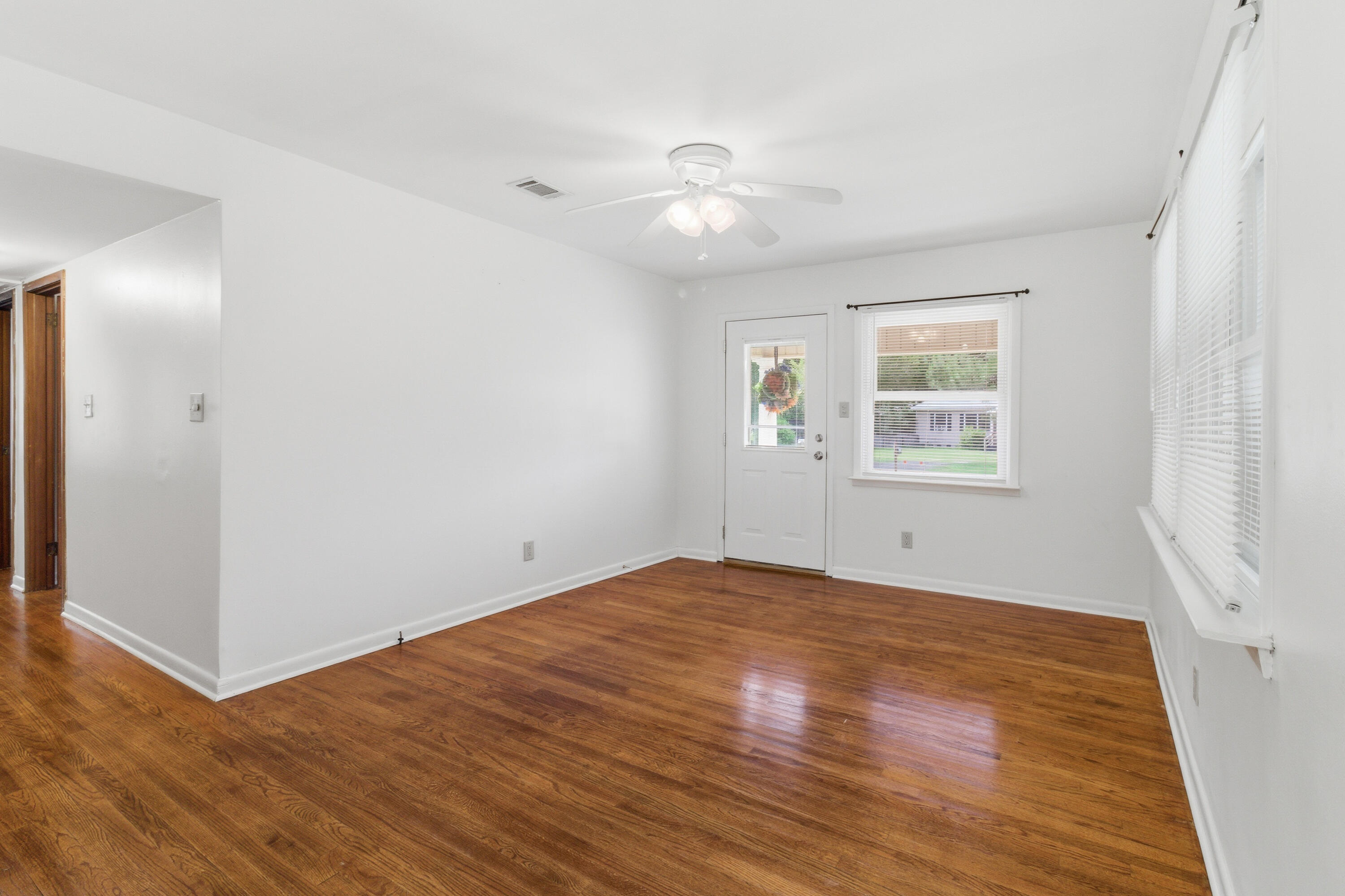 WEST JACKSON TERRACE - Residential