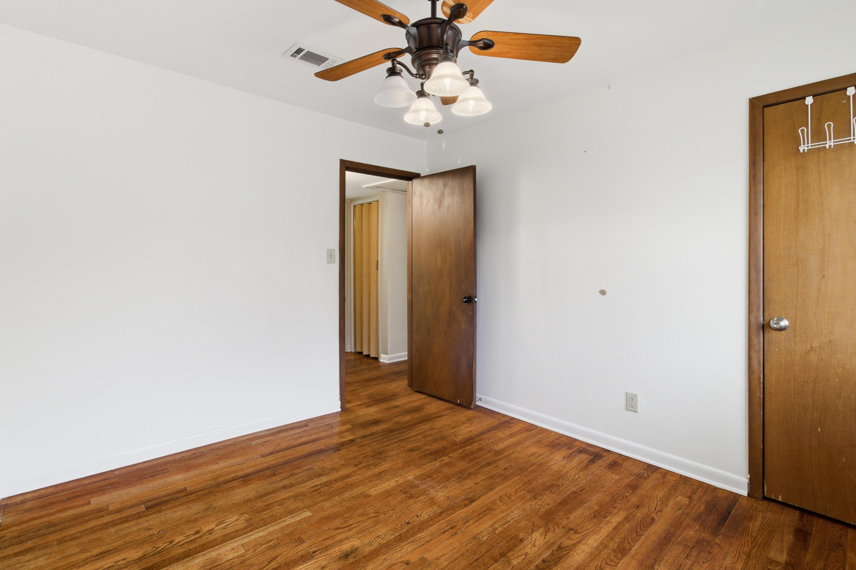 WEST JACKSON TERRACE - Residential