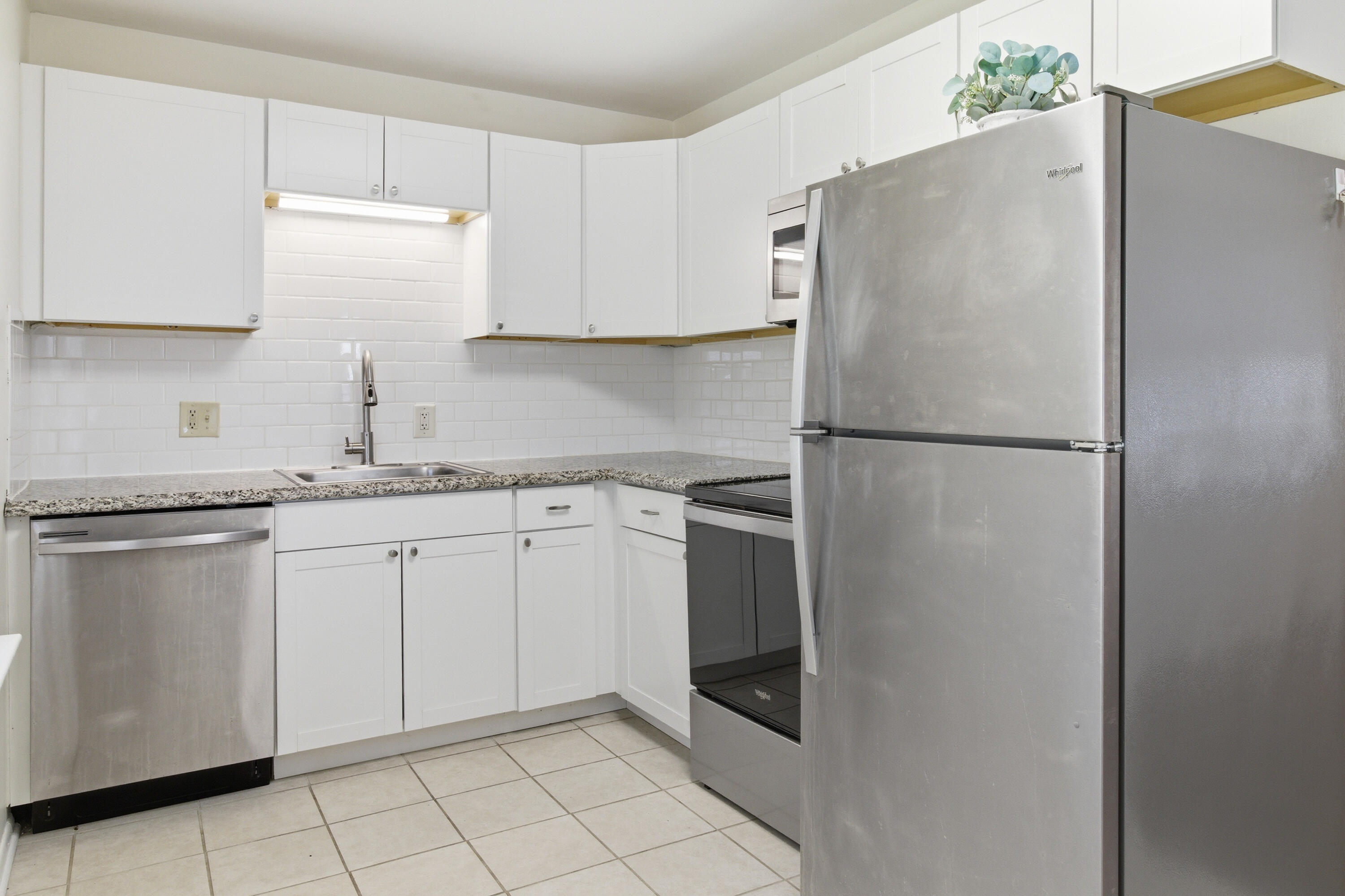 WEST JACKSON TERRACE - Residential