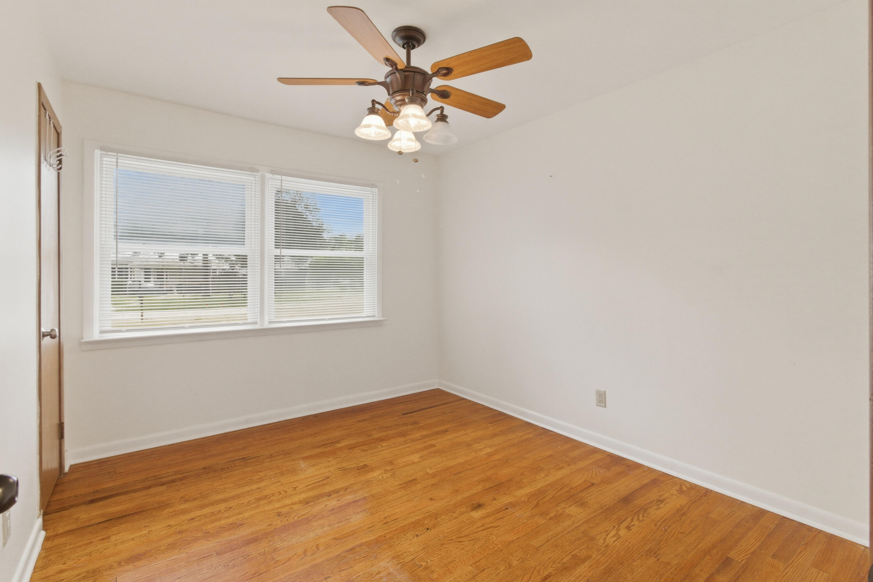 WEST JACKSON TERRACE - Residential