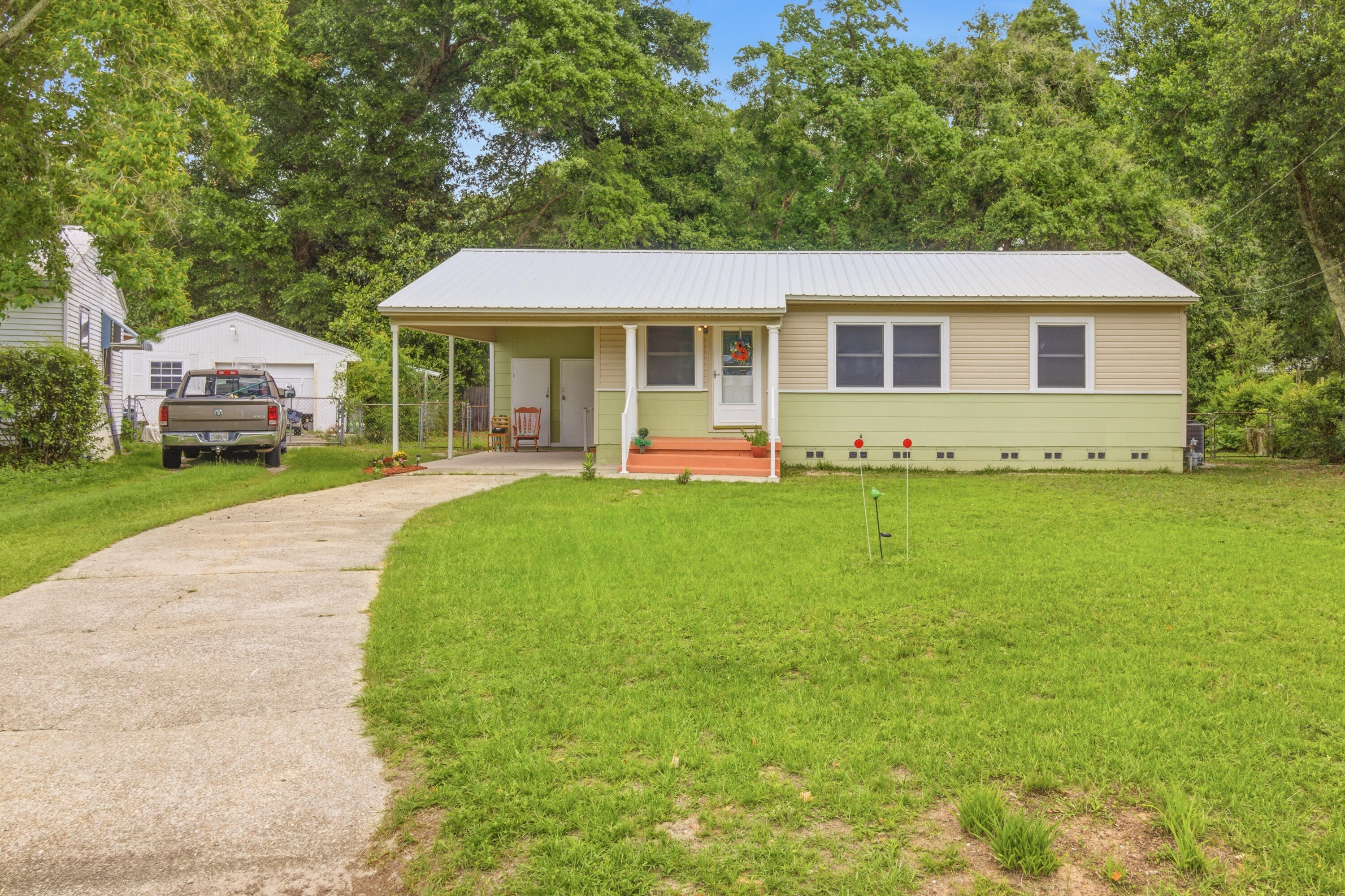 WEST JACKSON TERRACE - Residential