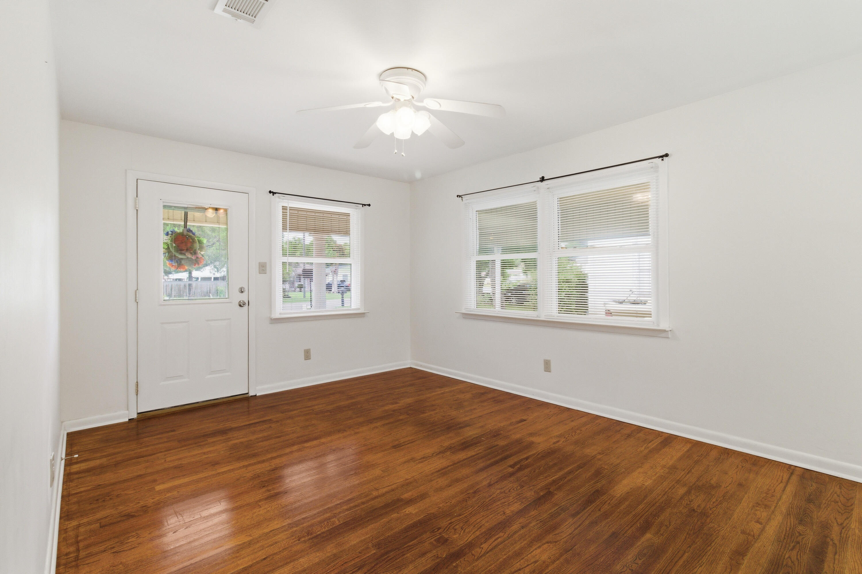 WEST JACKSON TERRACE - Residential