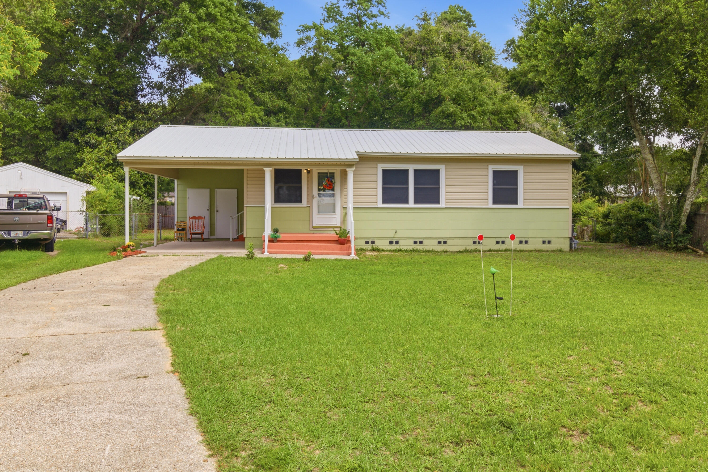 WEST JACKSON TERRACE - Residential