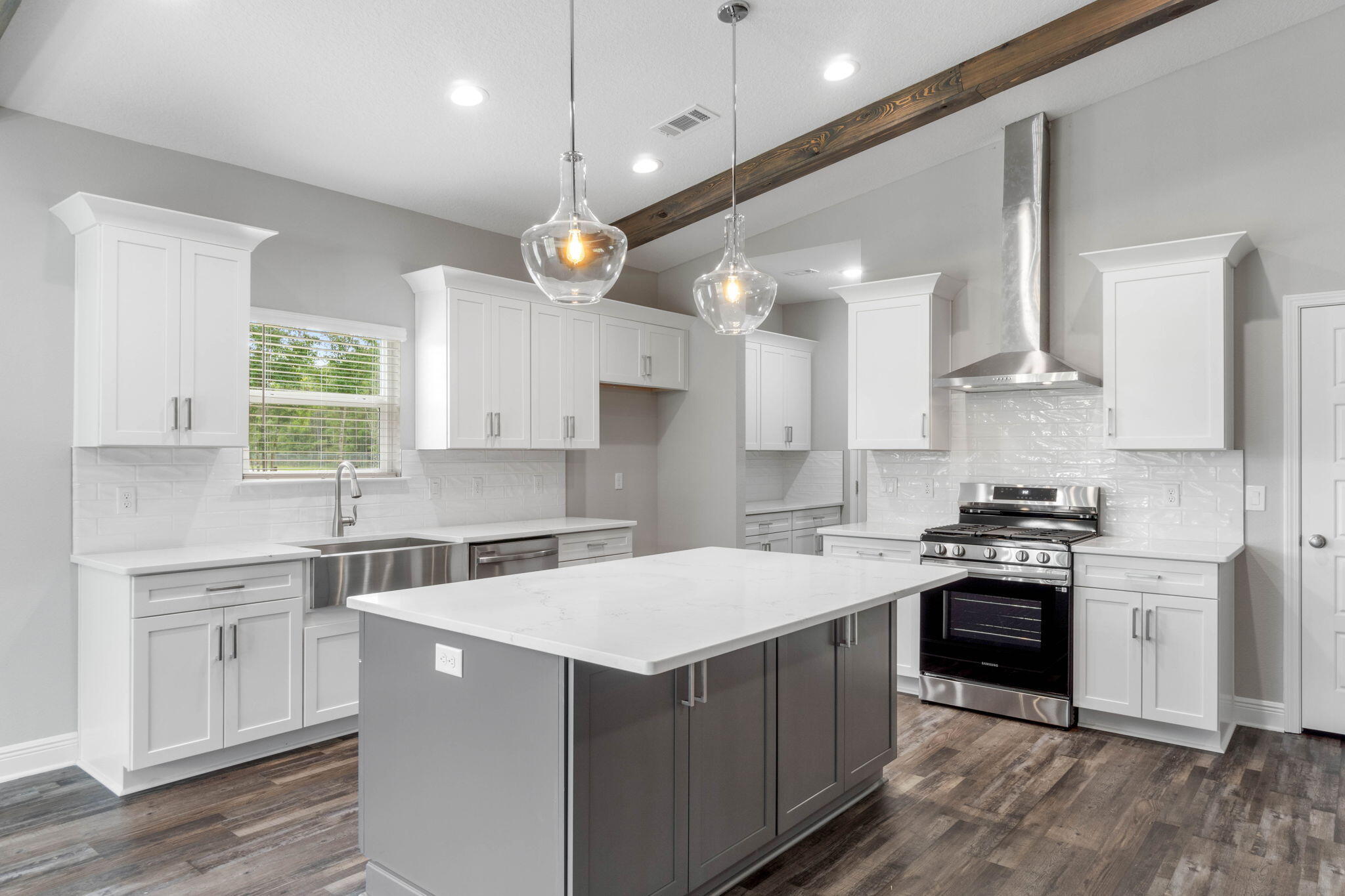 Madelyn Woods - Residential