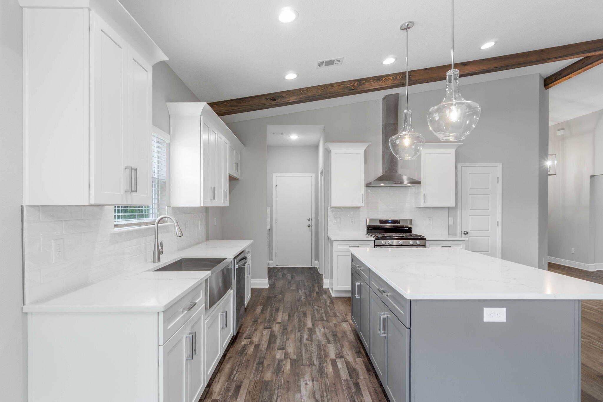 Madelyn Woods - Residential