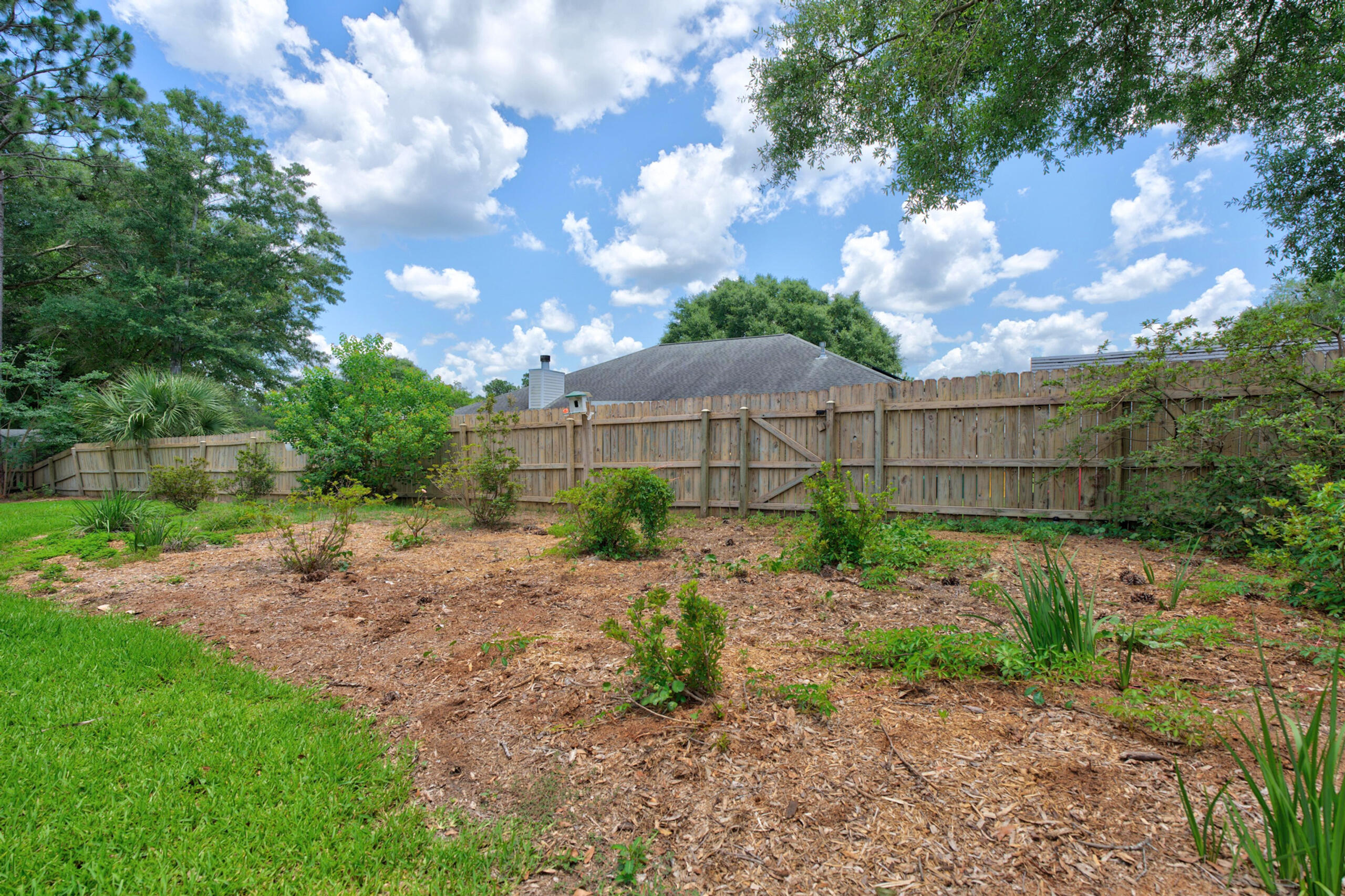 SILVER OAKS PH 1 - Residential