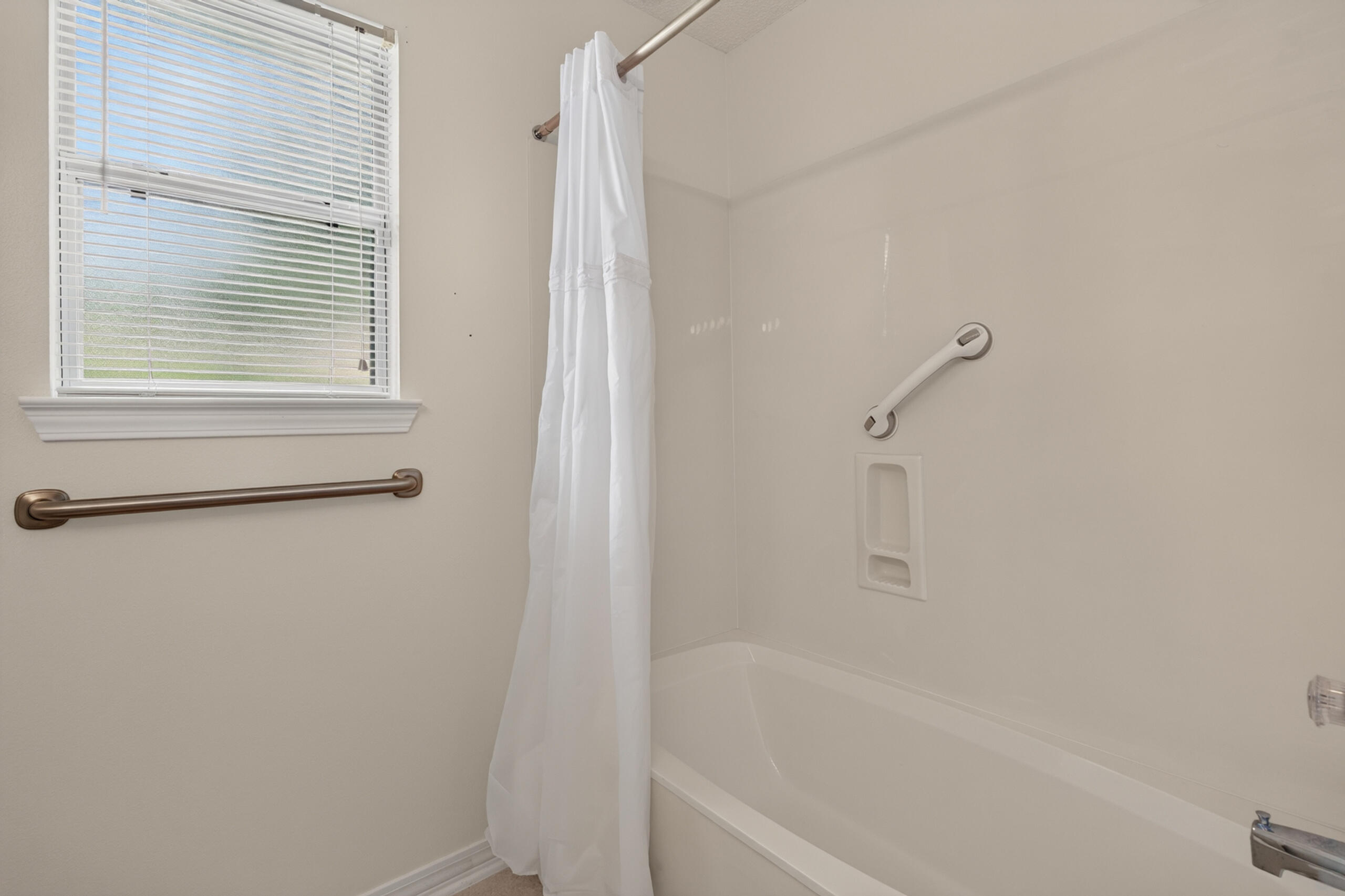 SILVER OAKS PH 1 - Residential