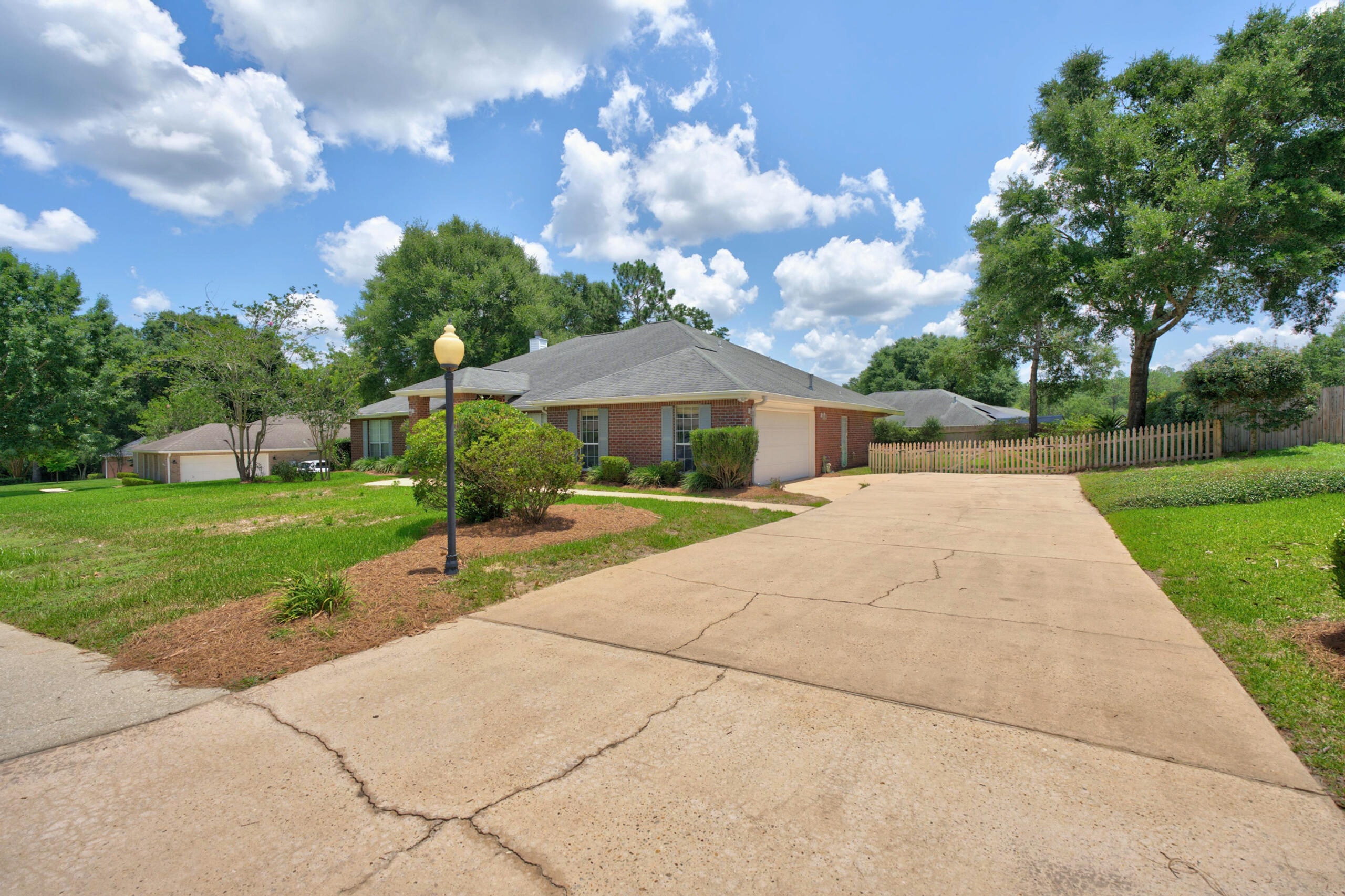 SILVER OAKS PH 1 - Residential