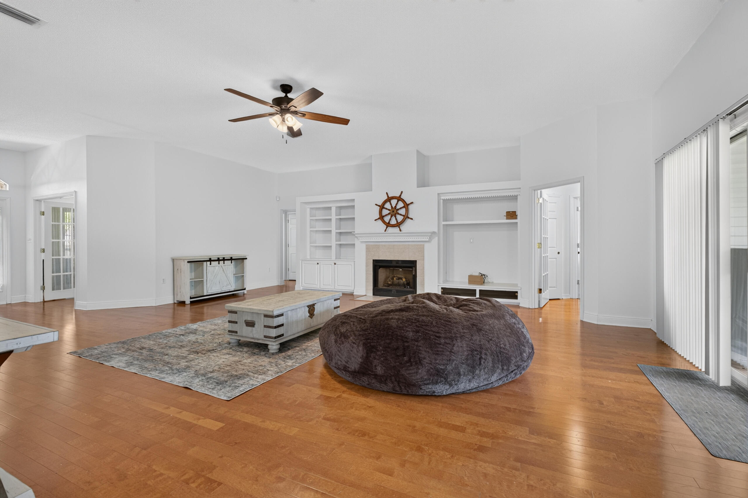 SILVER OAKS PH 1 - Residential