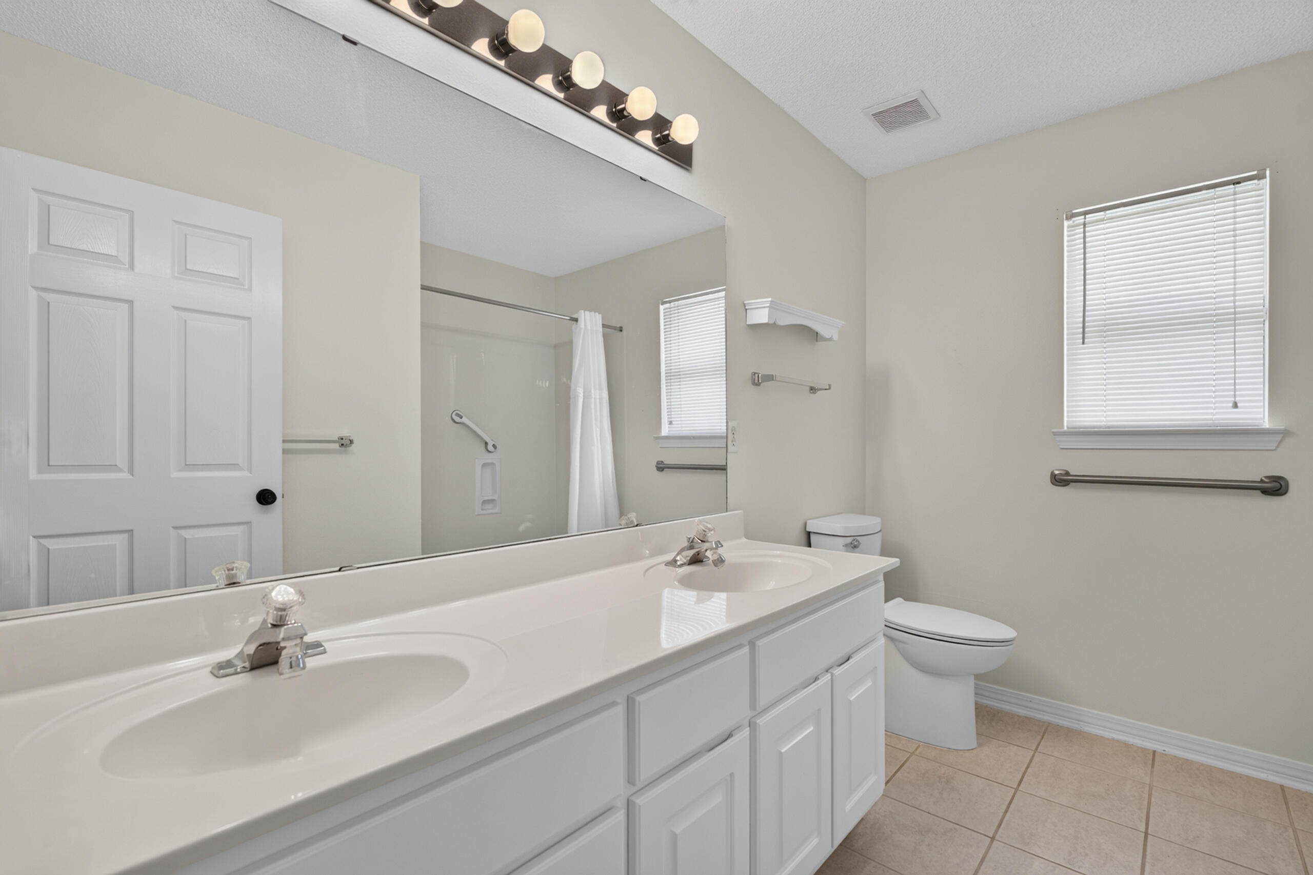 SILVER OAKS PH 1 - Residential