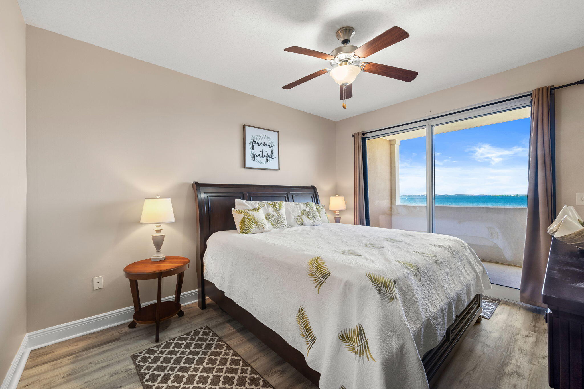 Magnolia Bay Club - Residential