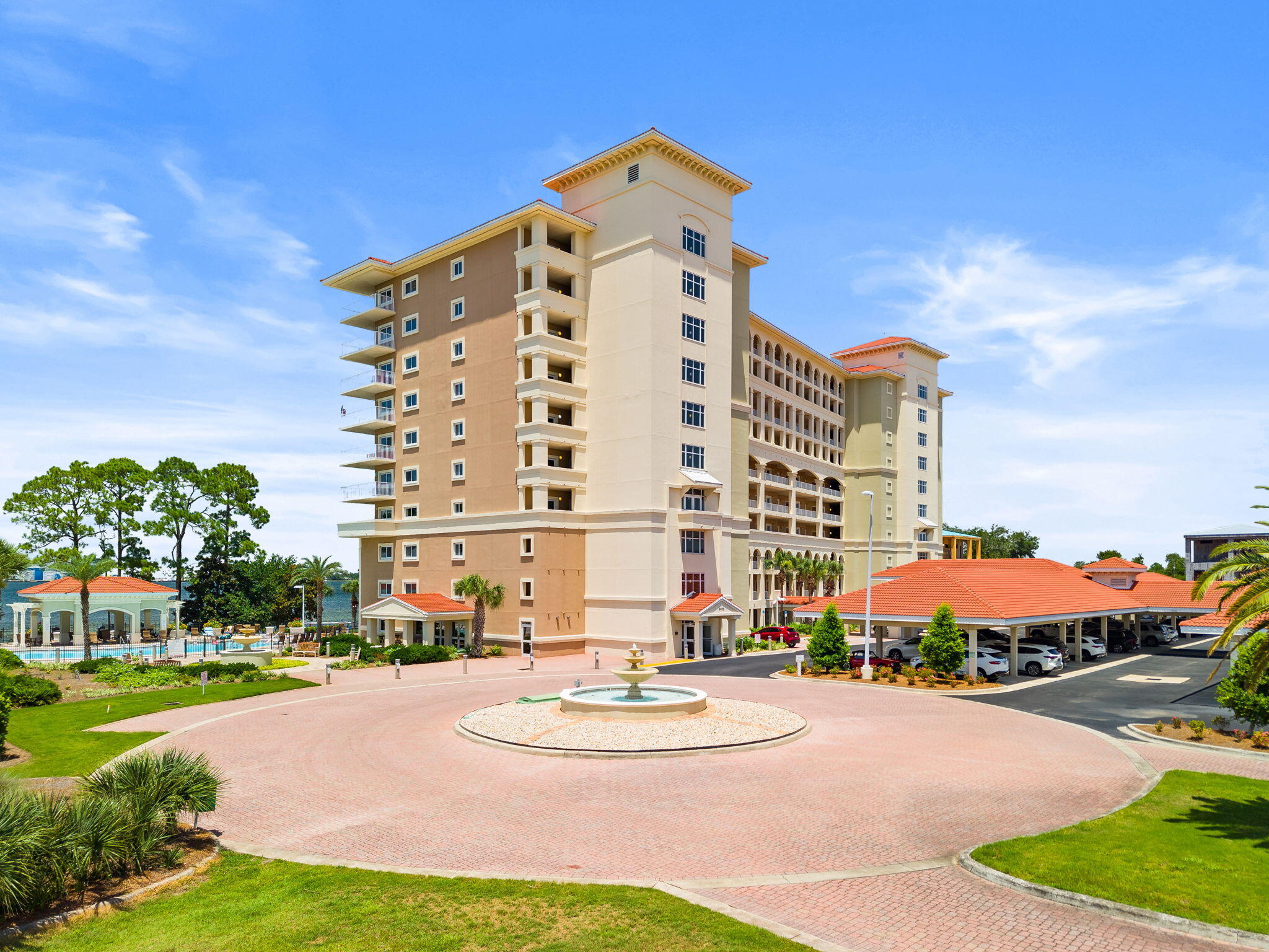 Magnolia Bay Club - Residential