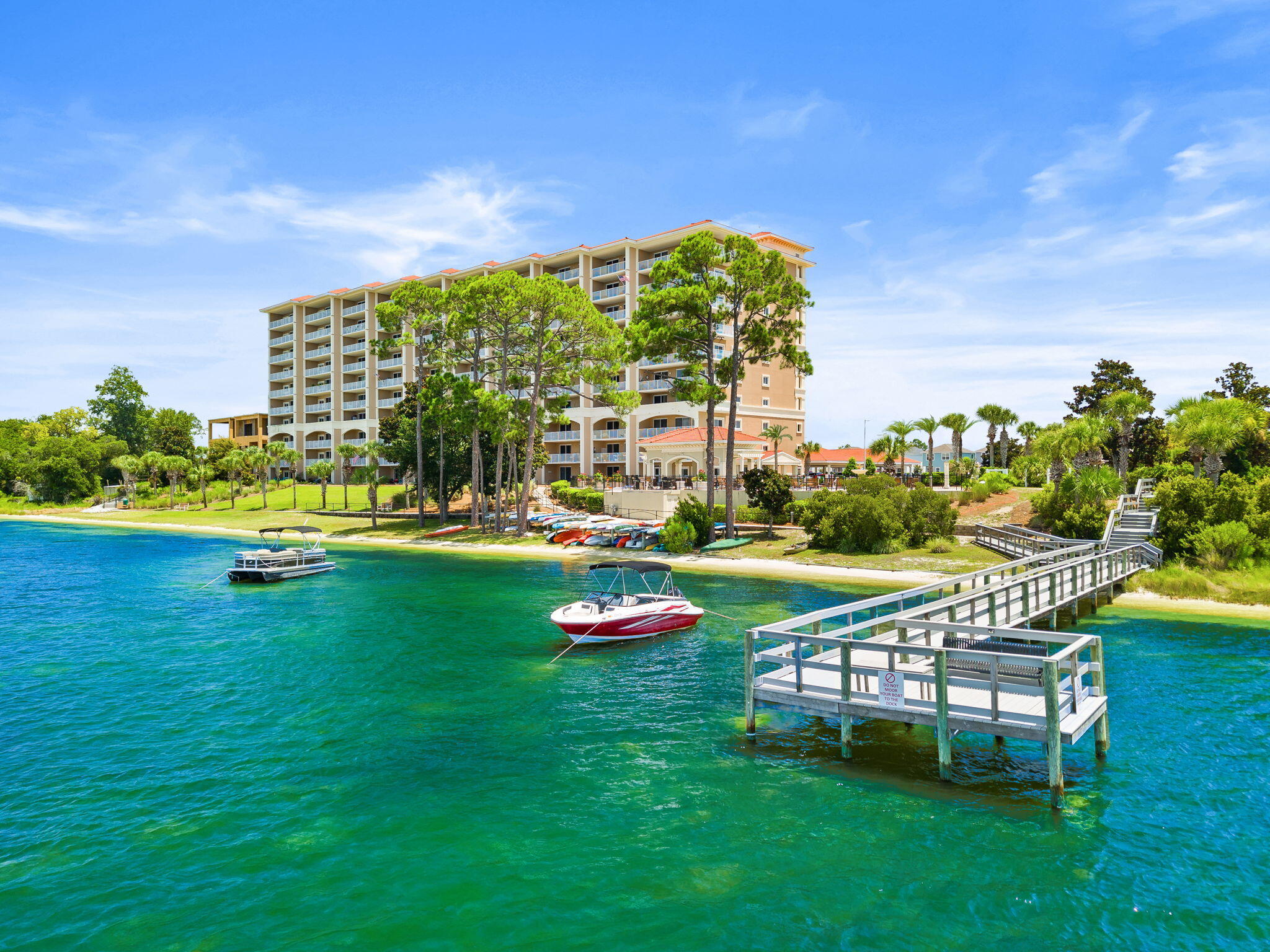 Magnolia Bay Club - Residential