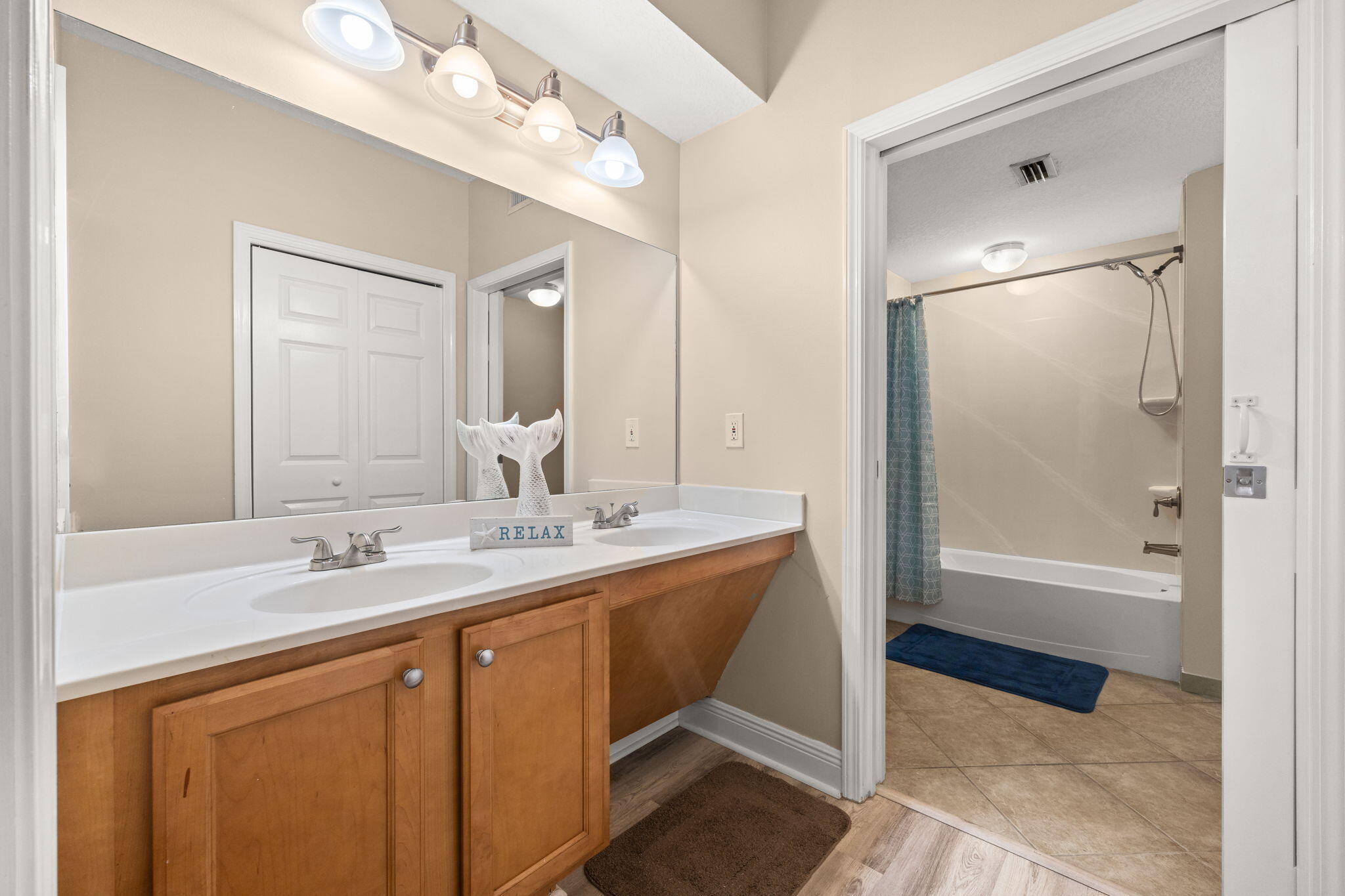 Magnolia Bay Club - Residential