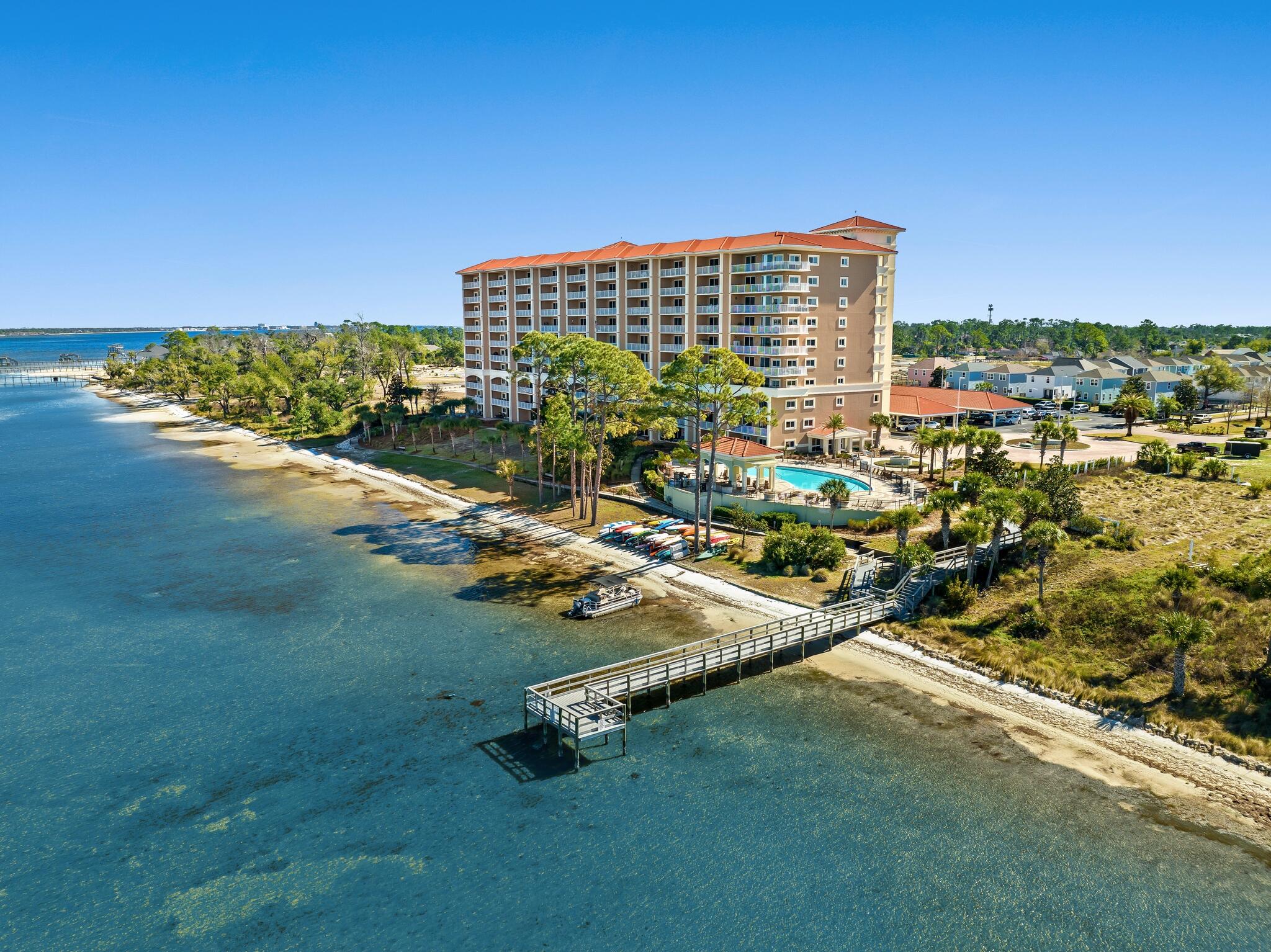 Magnolia Bay Club - Residential