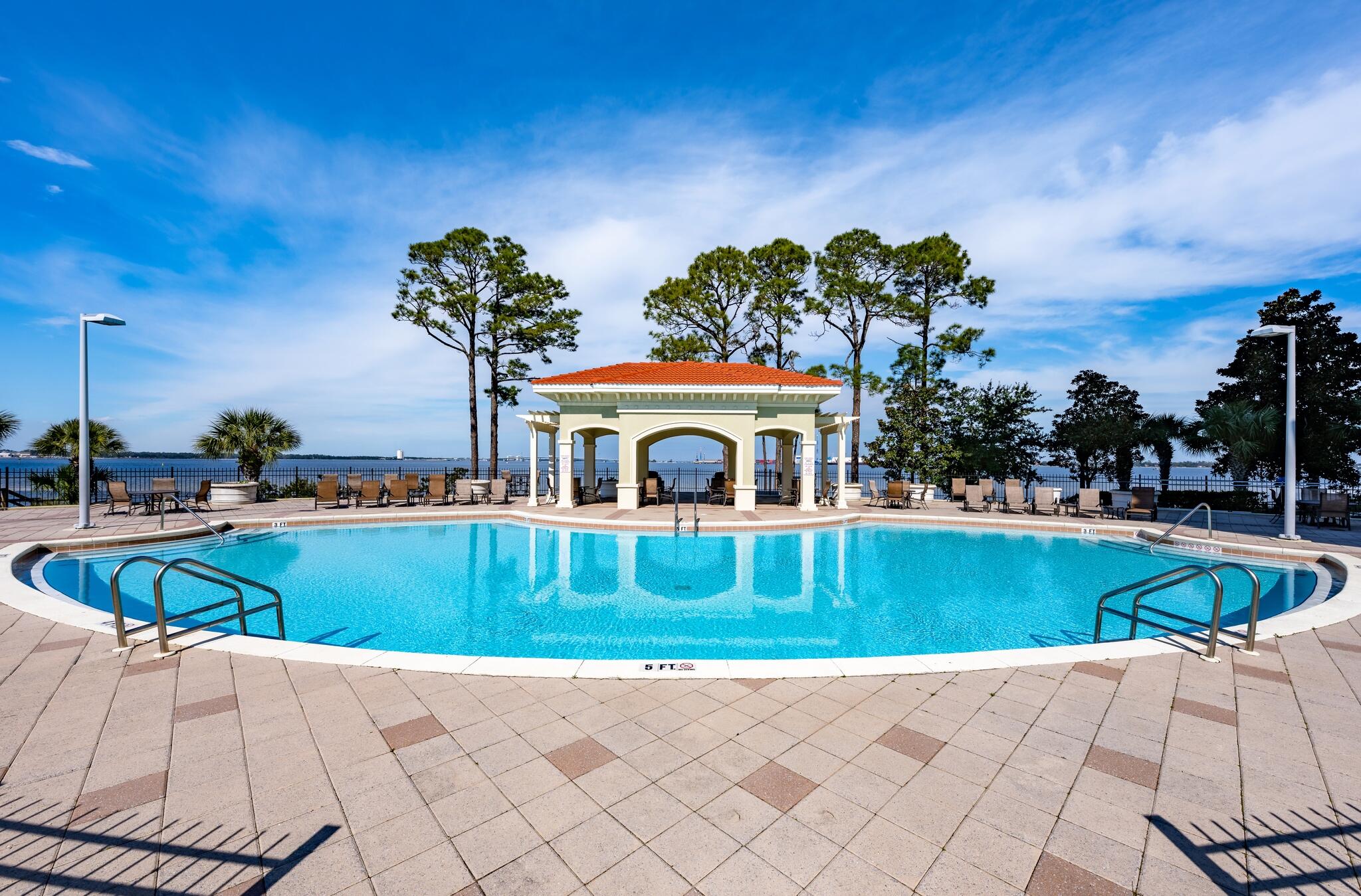 Magnolia Bay Club - Residential