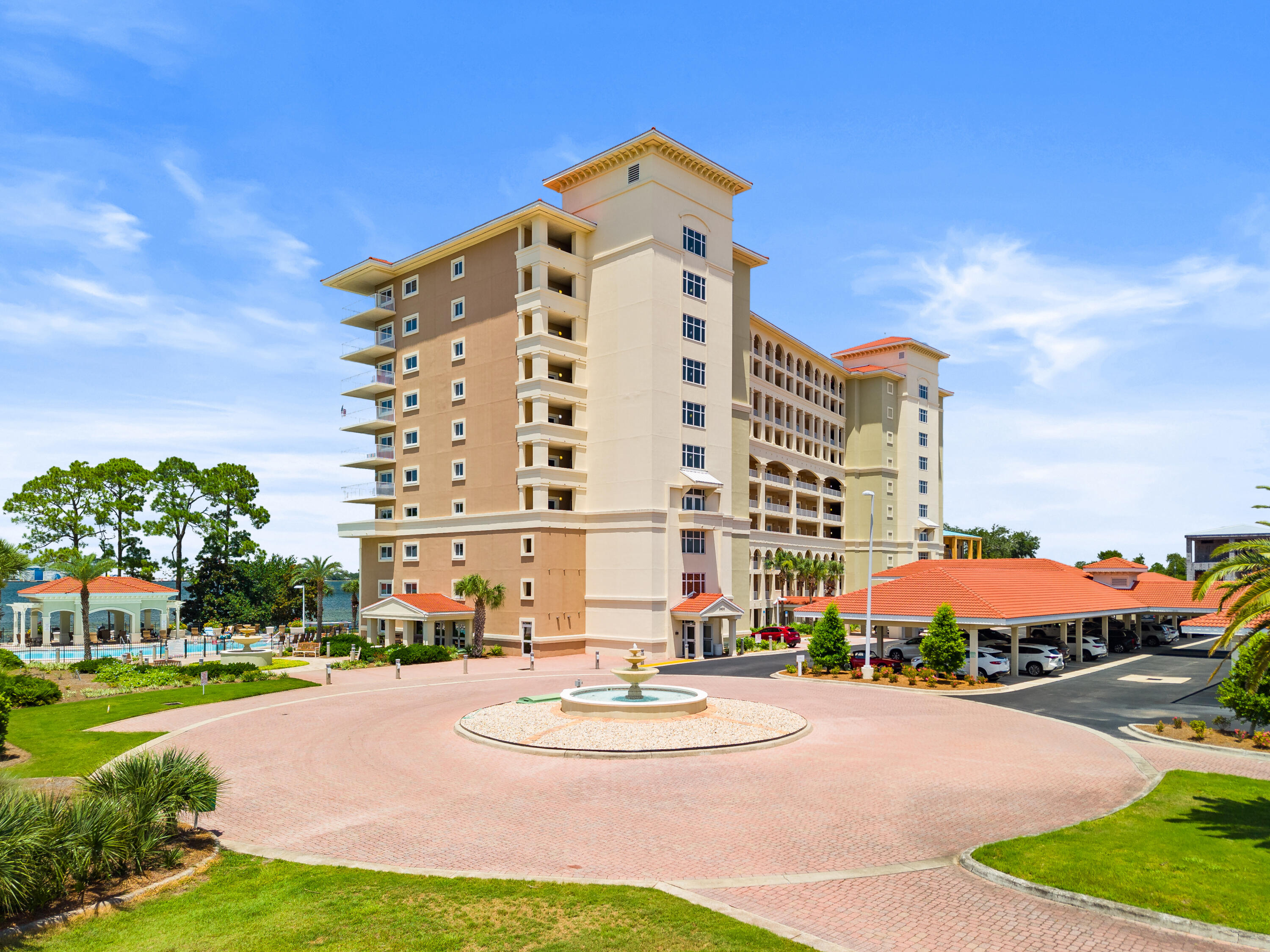 Magnolia Bay Club - Residential