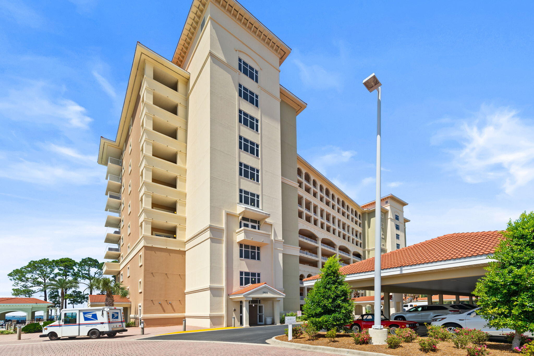 Magnolia Bay Club - Residential