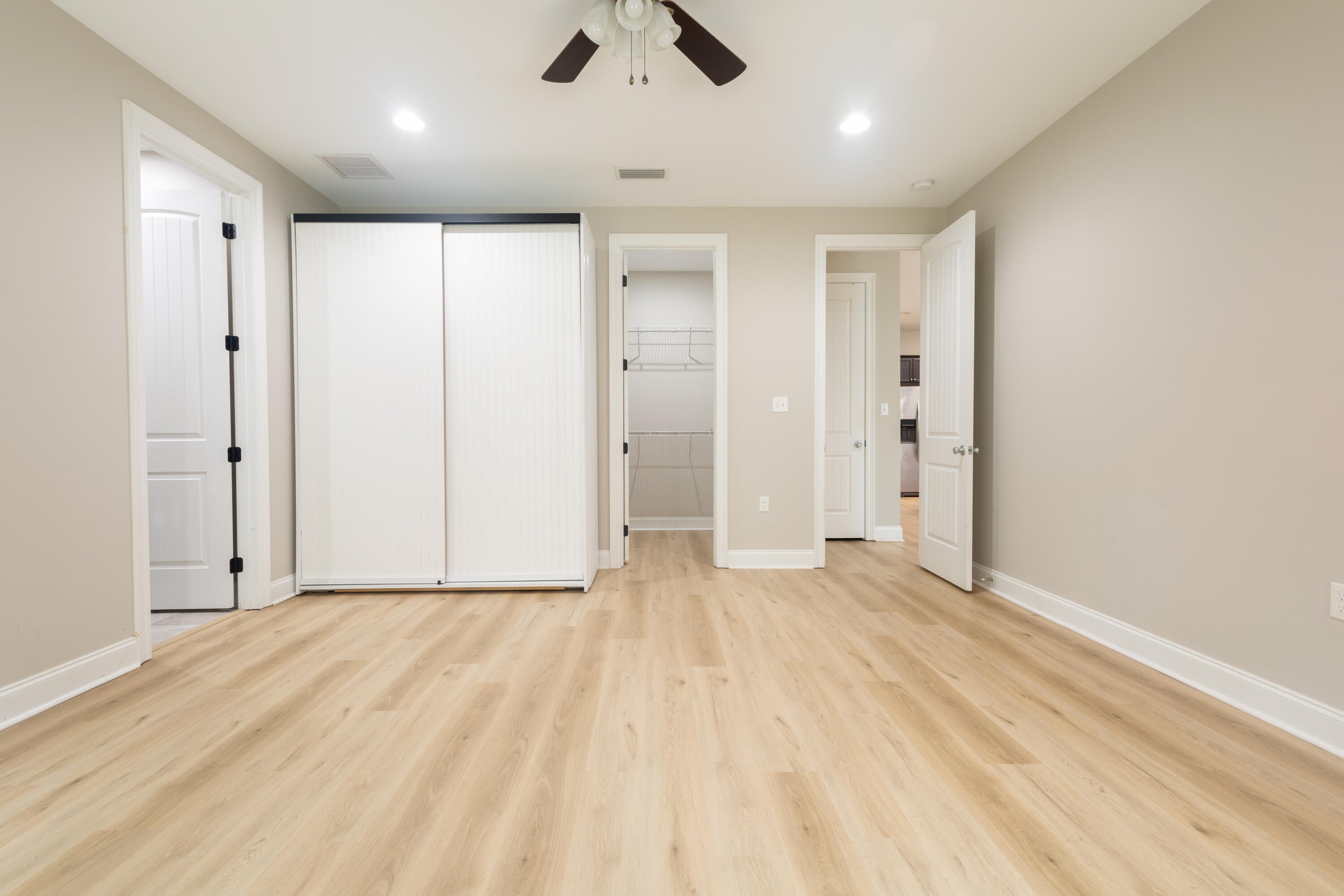 VALPARAISO PLAT 16 - Residential Lease