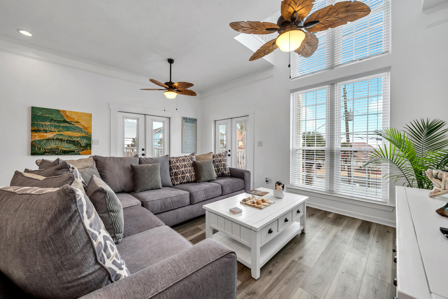 The Palms Townhomes - Residential