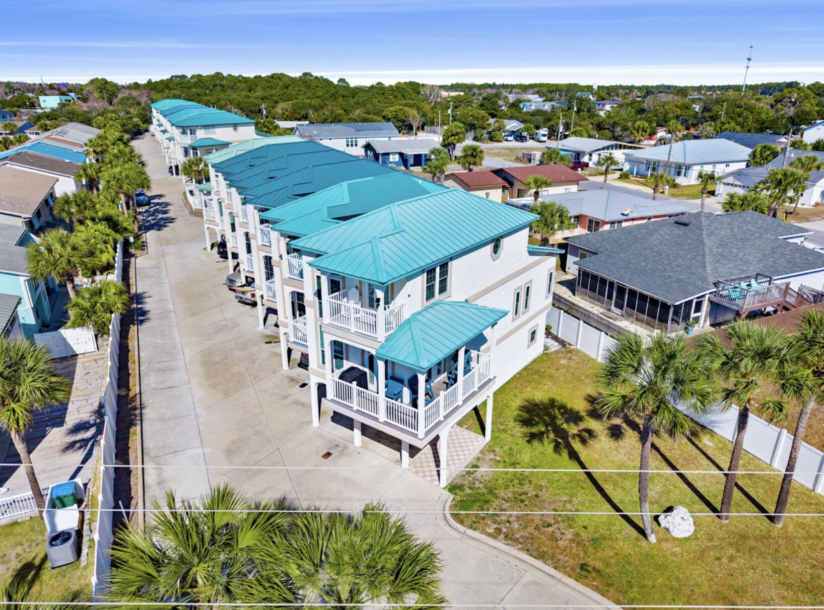 The Palms Townhomes - Residential