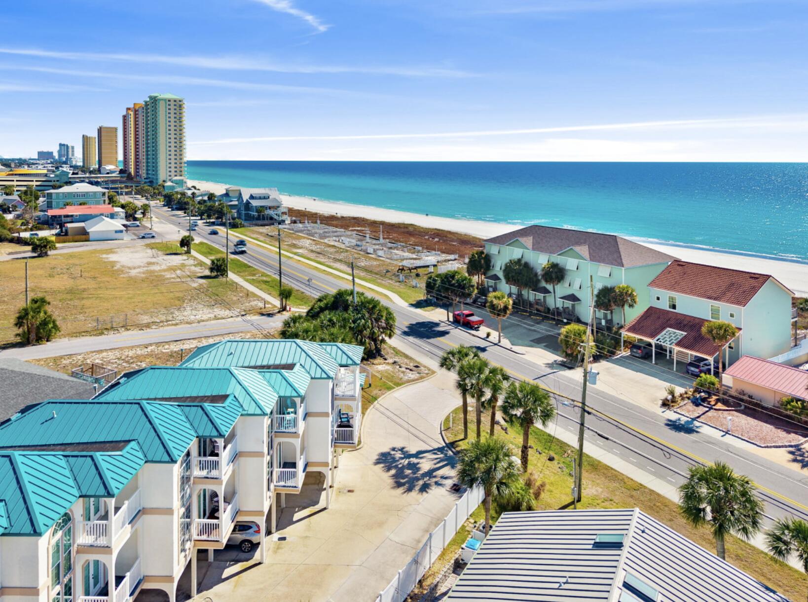 The Palms Townhomes - Residential