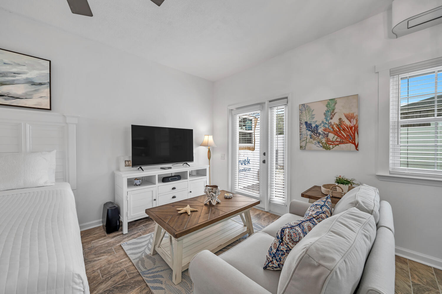 The Palms Townhomes - Residential