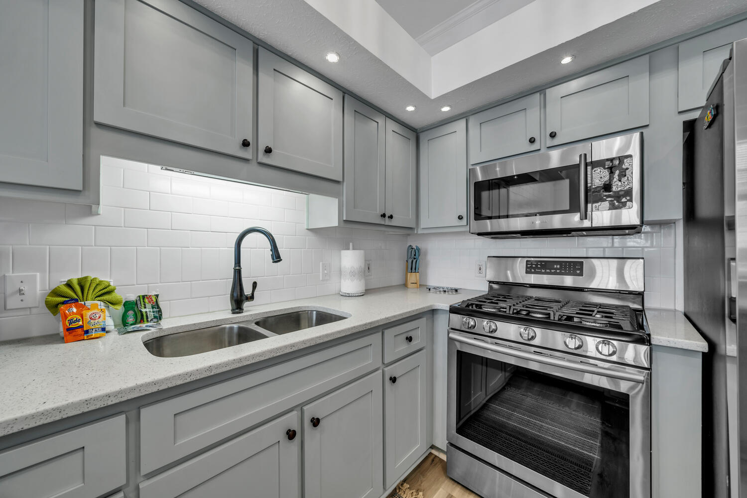 The Palms Townhomes - Residential