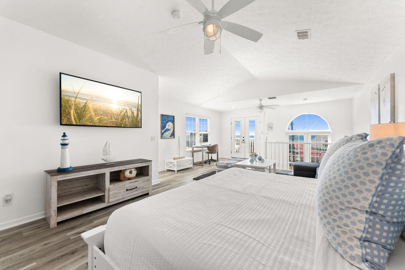 The Palms Townhomes - Residential