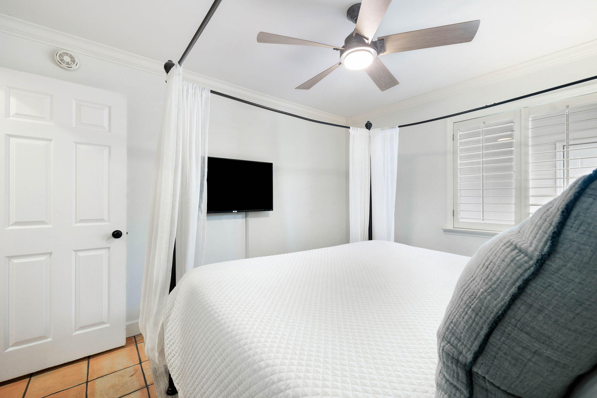 SEA MIST CONDO - Residential