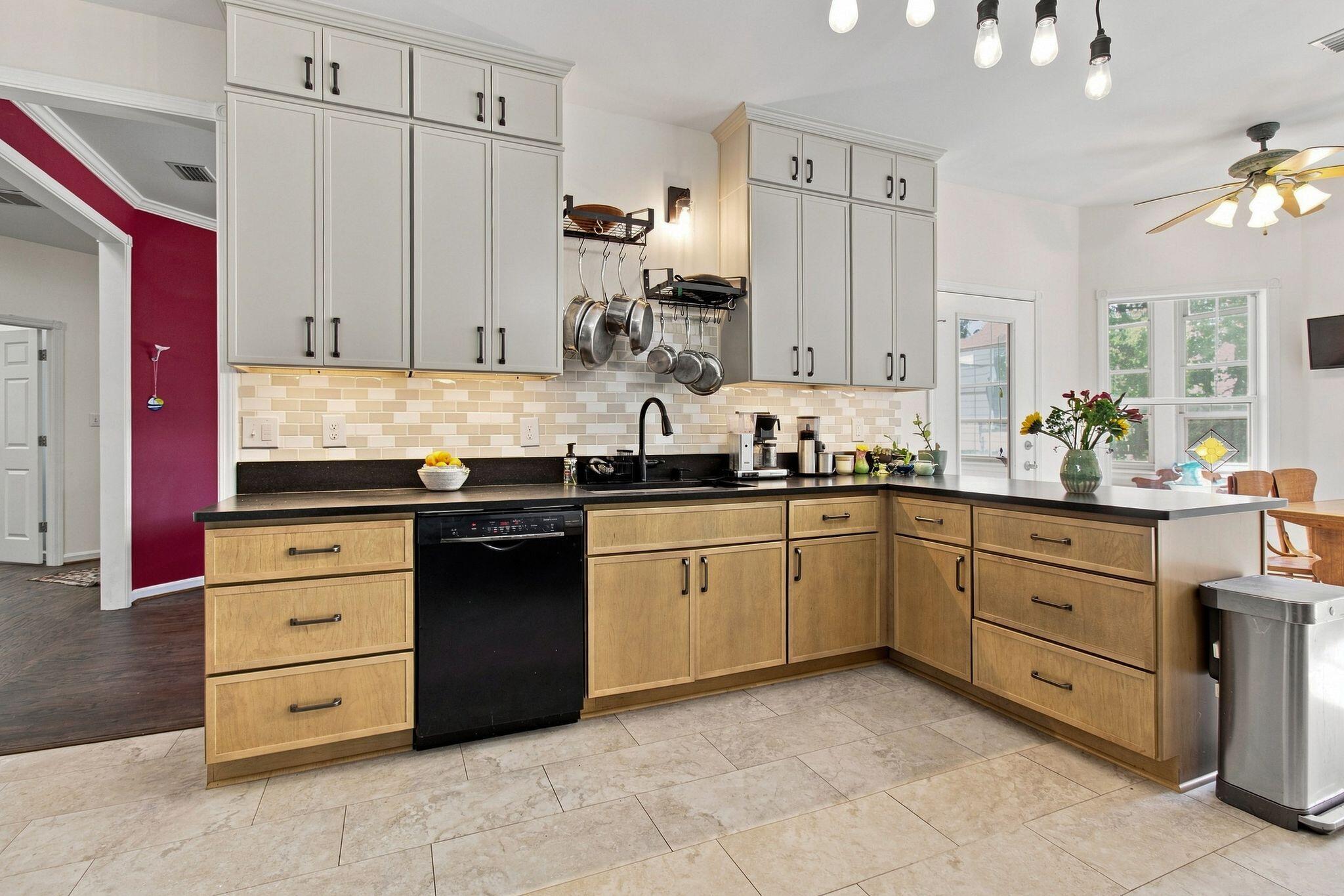 SARAH ANNE POINTE S/D - Residential