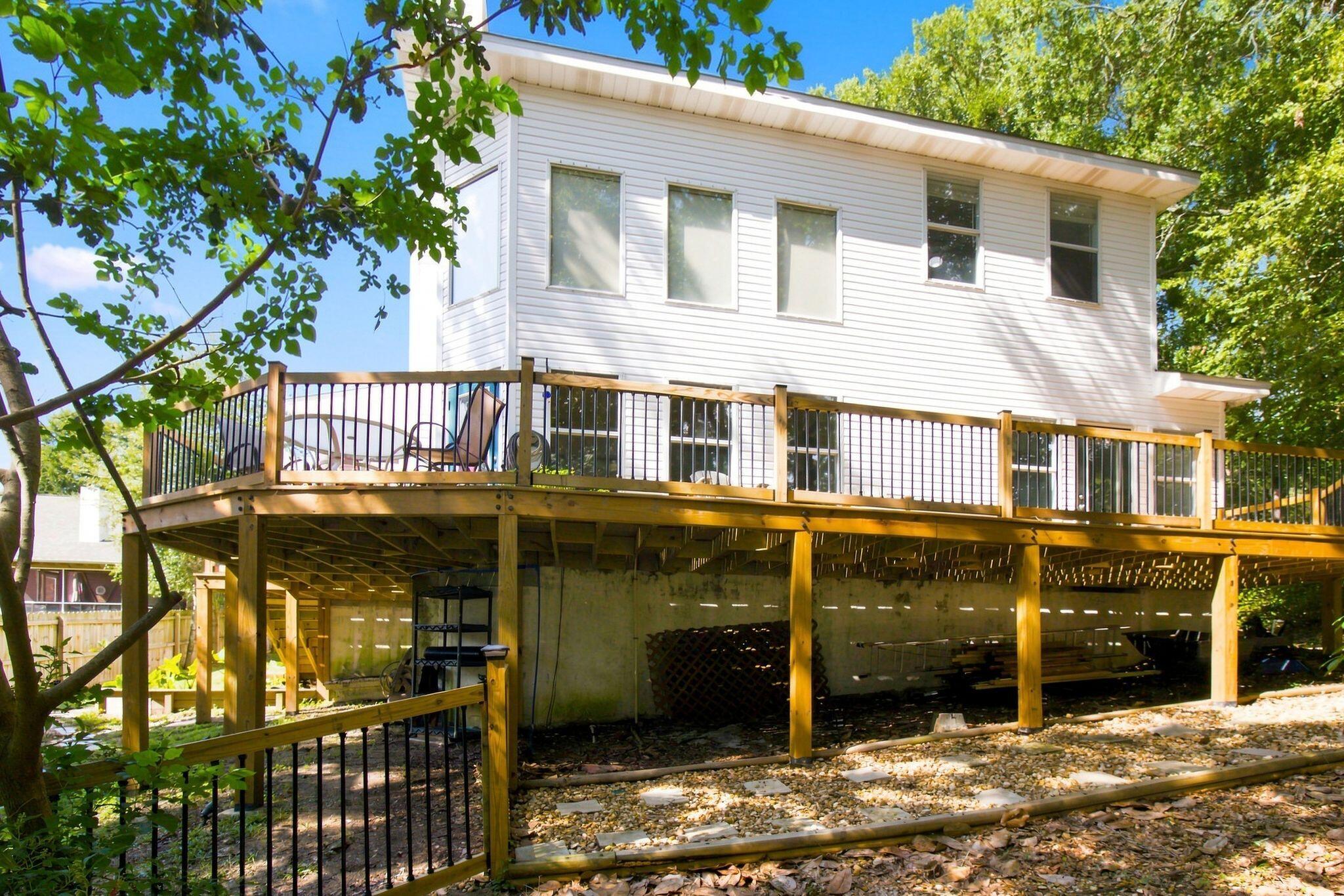 SARAH ANNE POINTE S/D - Residential