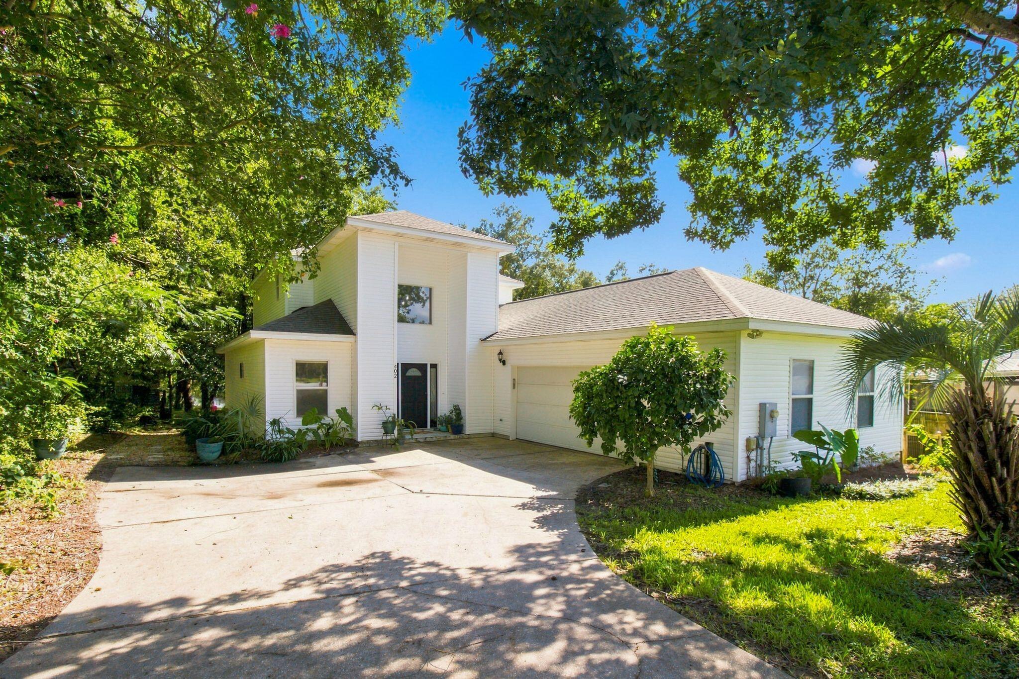 SARAH ANNE POINTE S/D - Residential